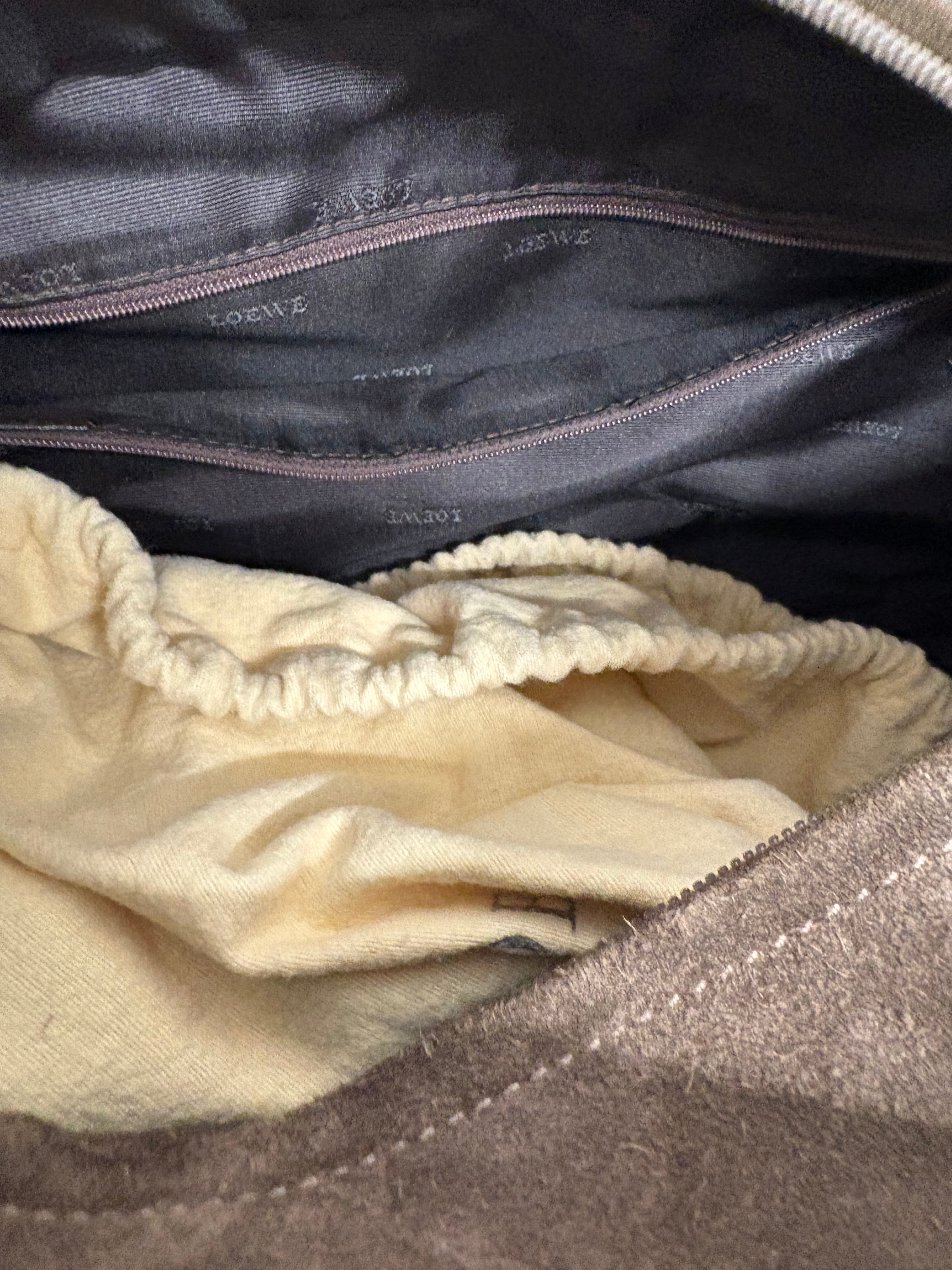 Loewe Amazona 35 marrón chocolate ante y piel