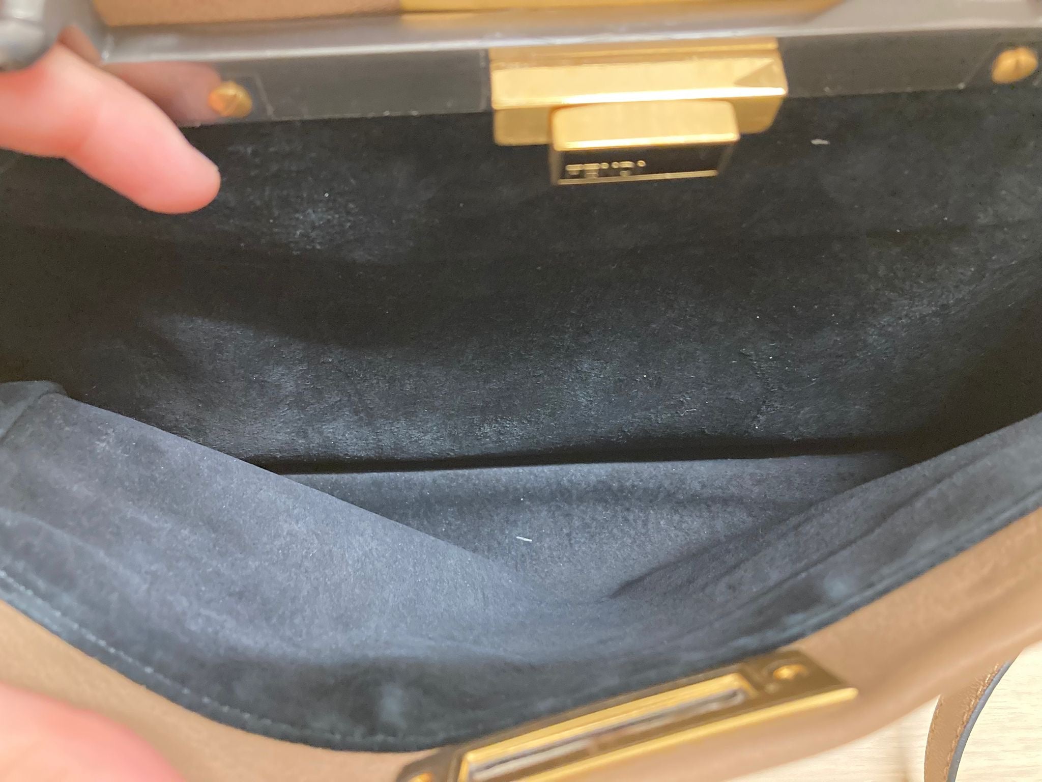 Fendi peekaboo Beige topo bandolera mediano
