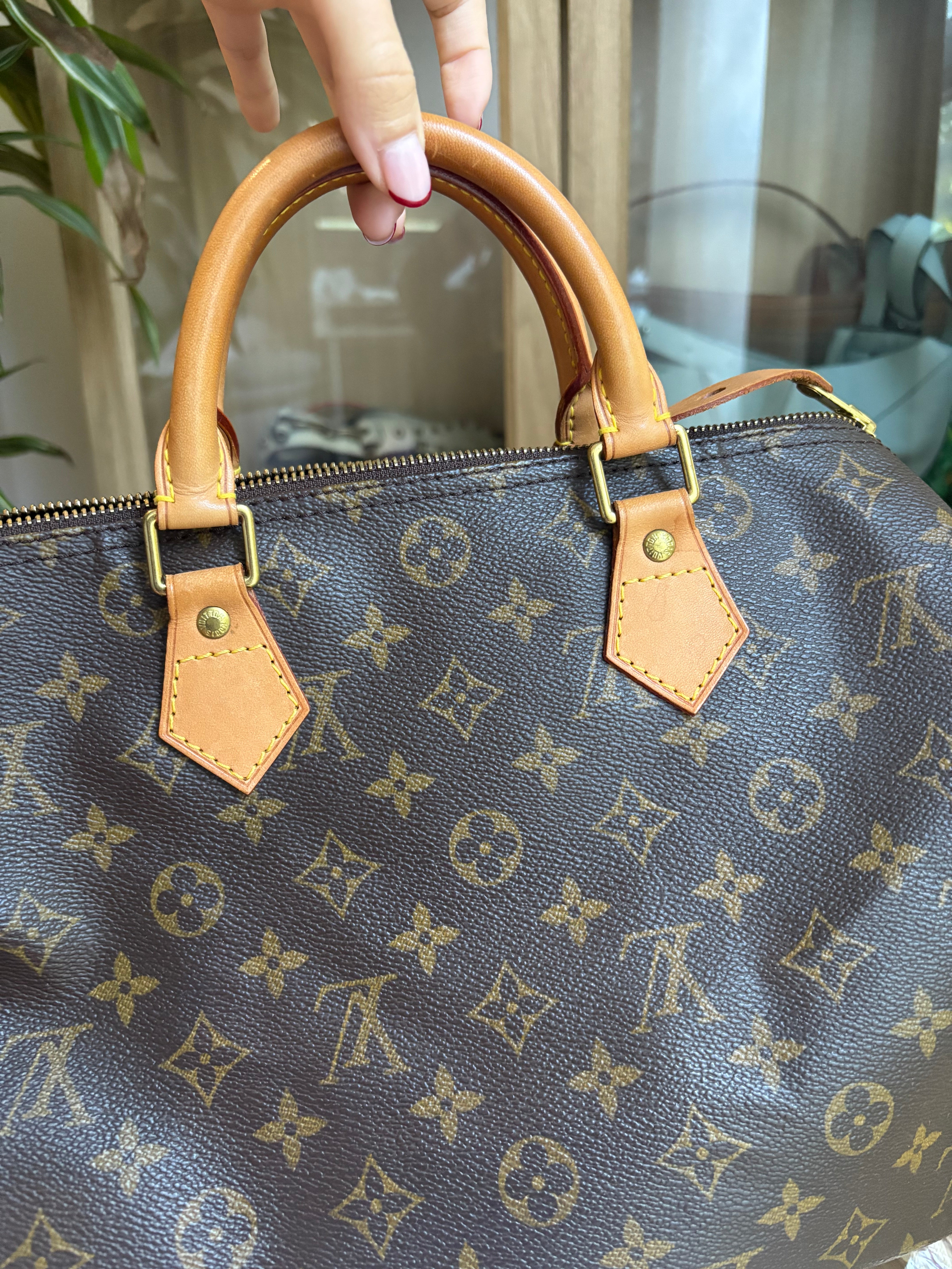 Louis Vuitton speedy 30 canvas monogram