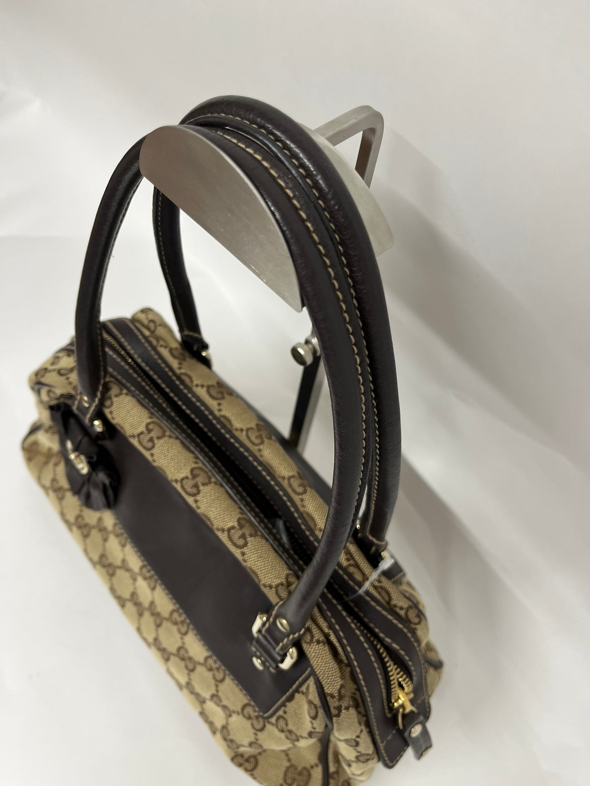 Gucci hobo Lona GG Beige y Marrón