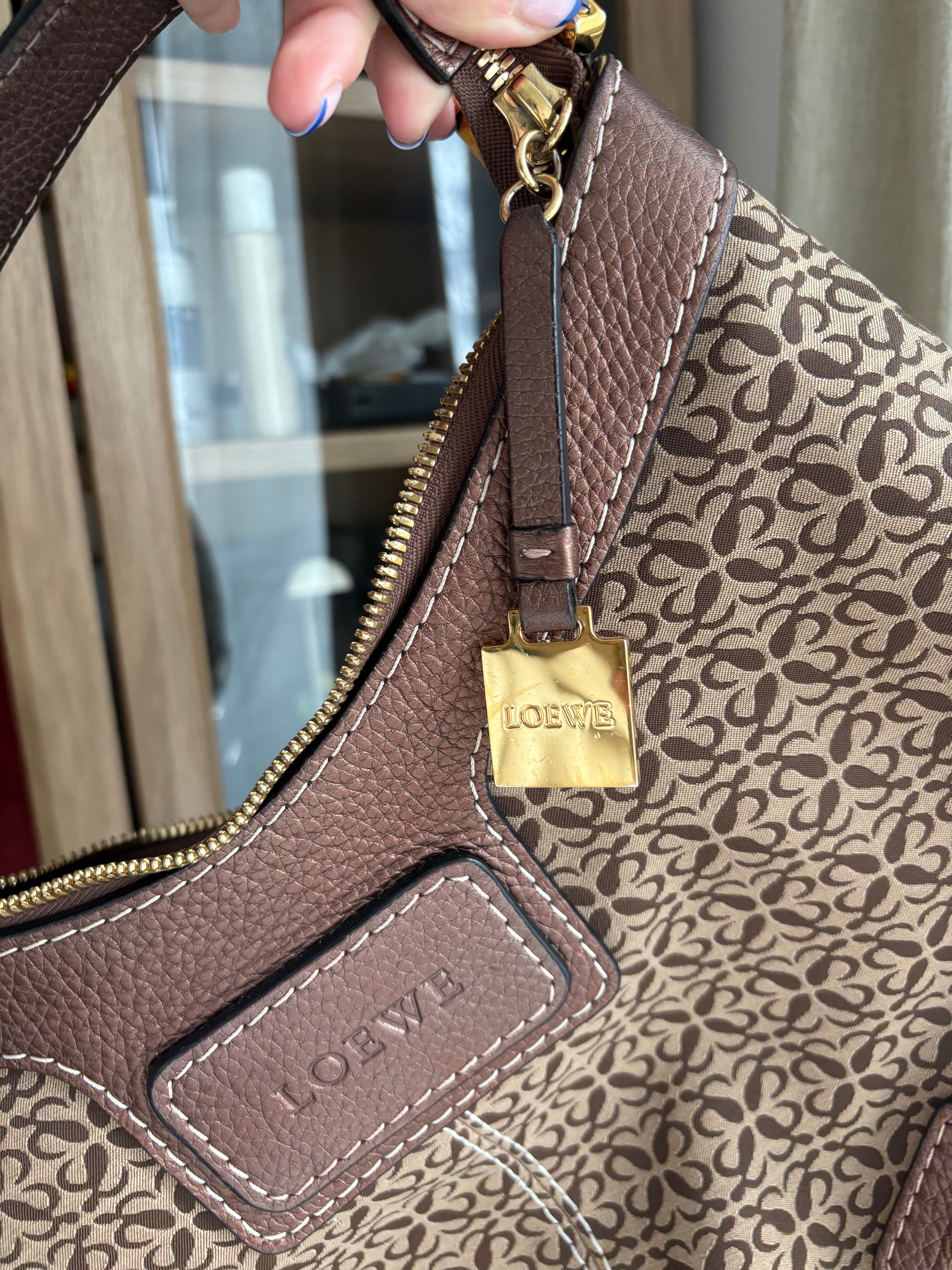 Loewe joyce vintage
