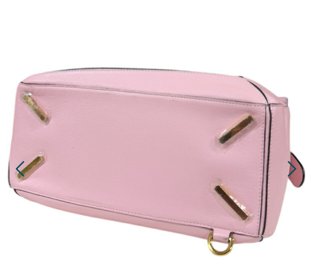 LOEWE Puzzle Rosa – Tamaño Mediano- bajo pedido
