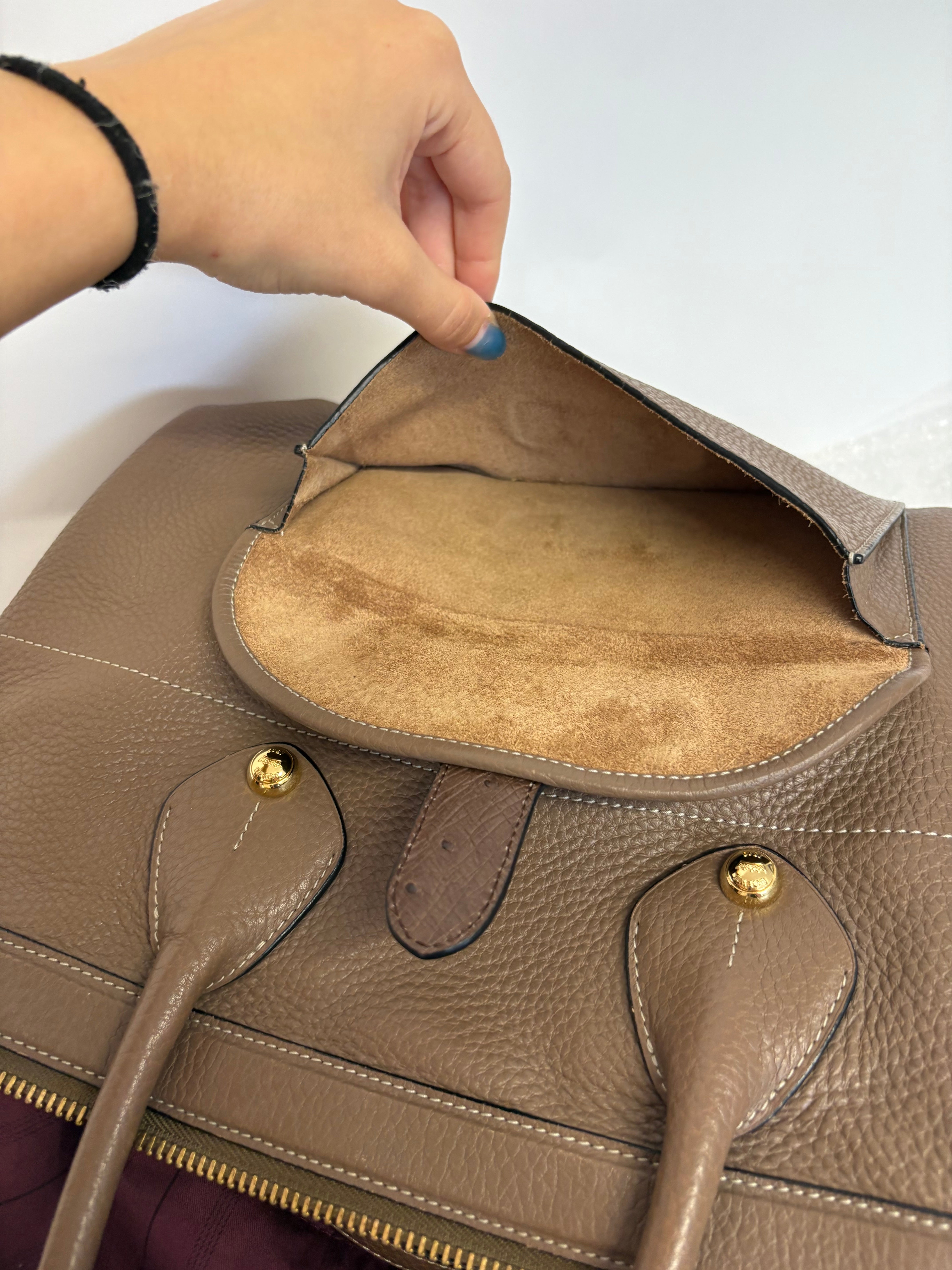 LOEWE Boston Bag Ostrich Pocket Edition grande camel