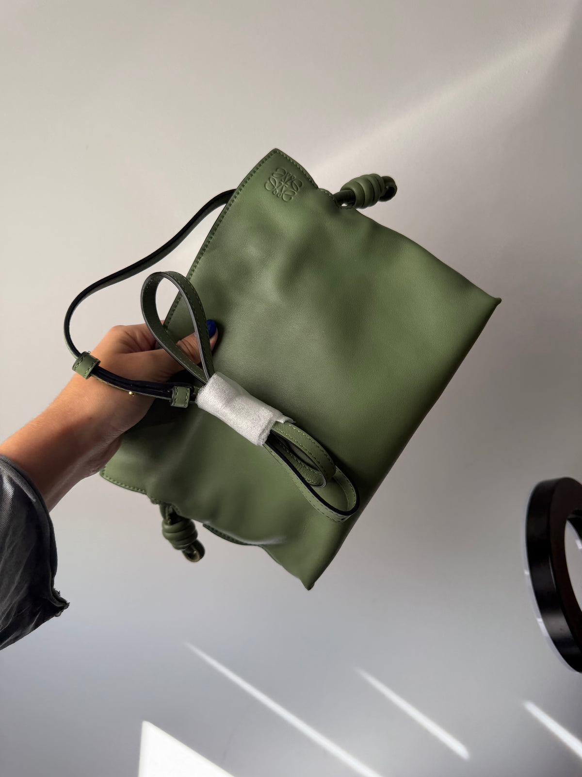 Loewe Flamenco Knot Clutch Mini Piel Nappa Verde Claro