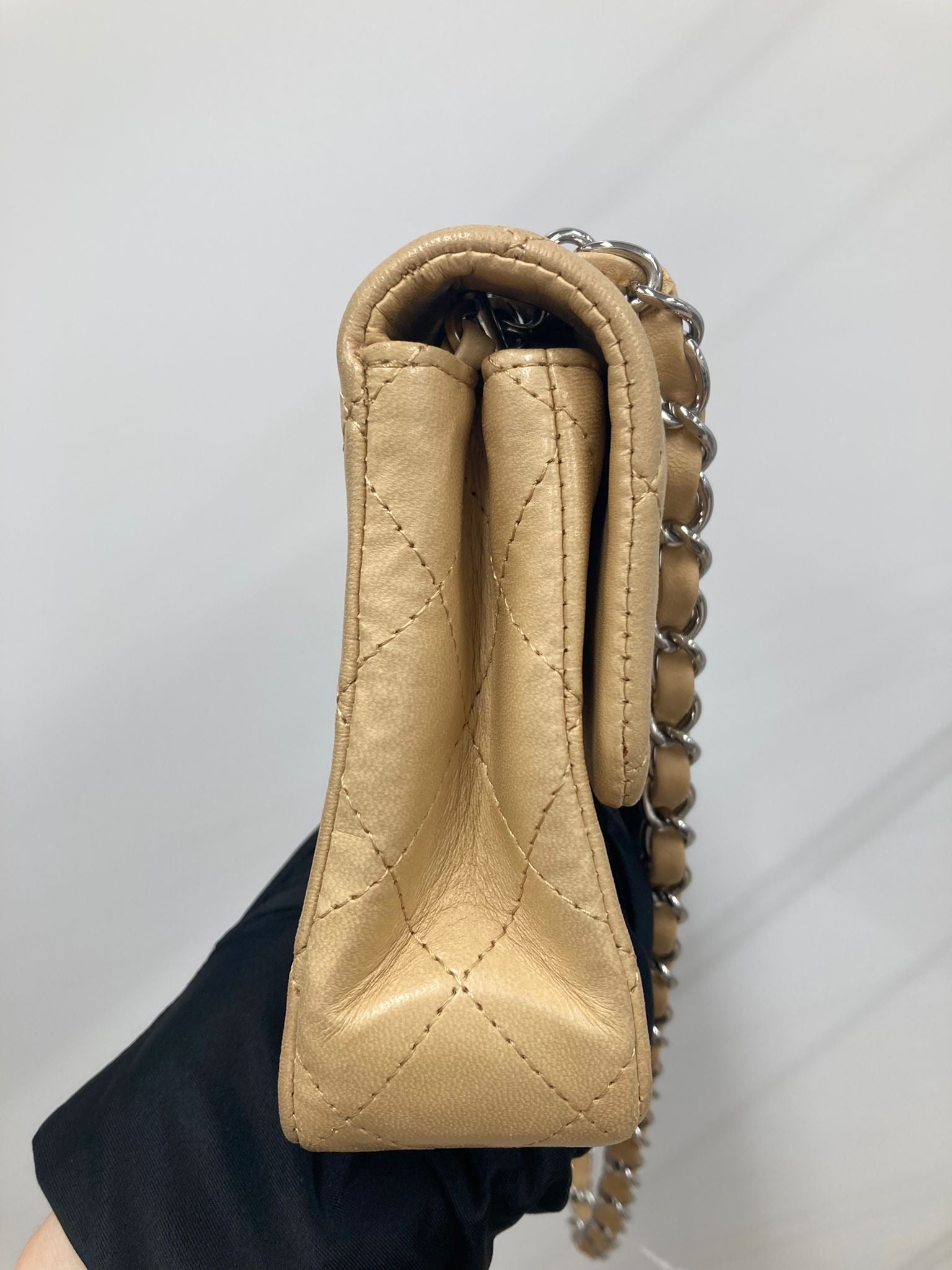 Chanel Single flap beige y plata