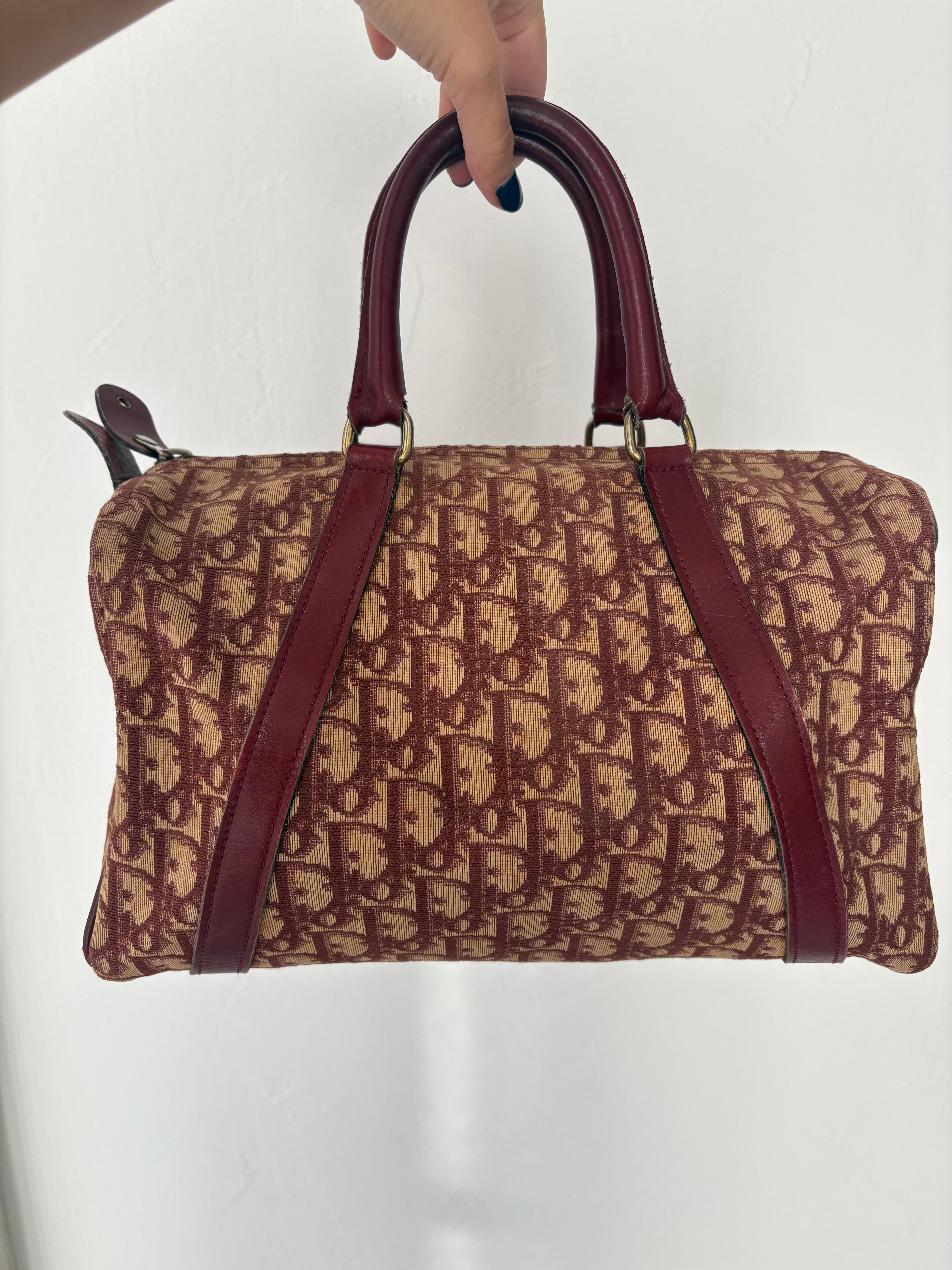 Christian Dior trotter 30 burdeos vintage
