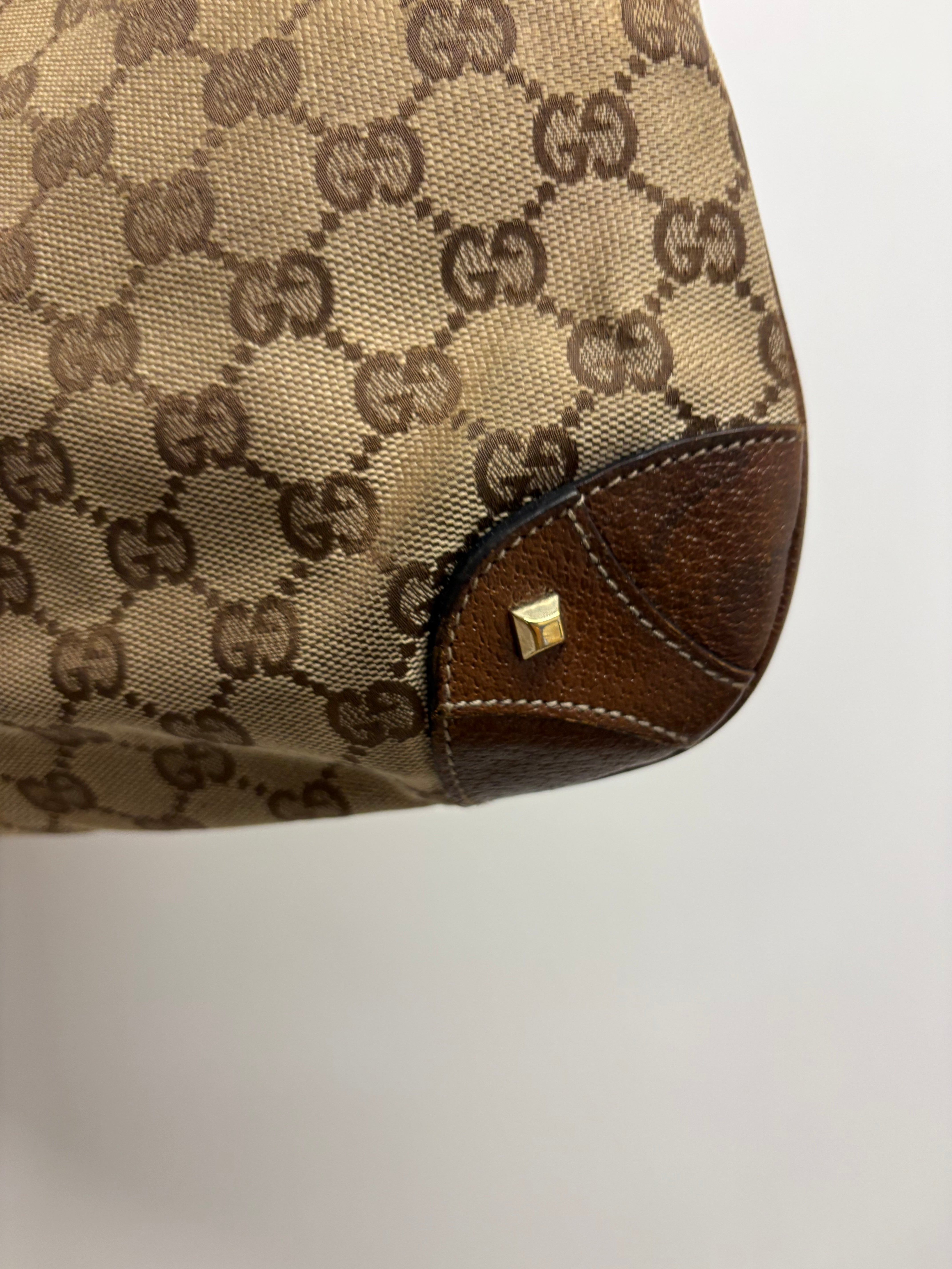 Gucci Jackie clásico GG Canvas + cierre pistón