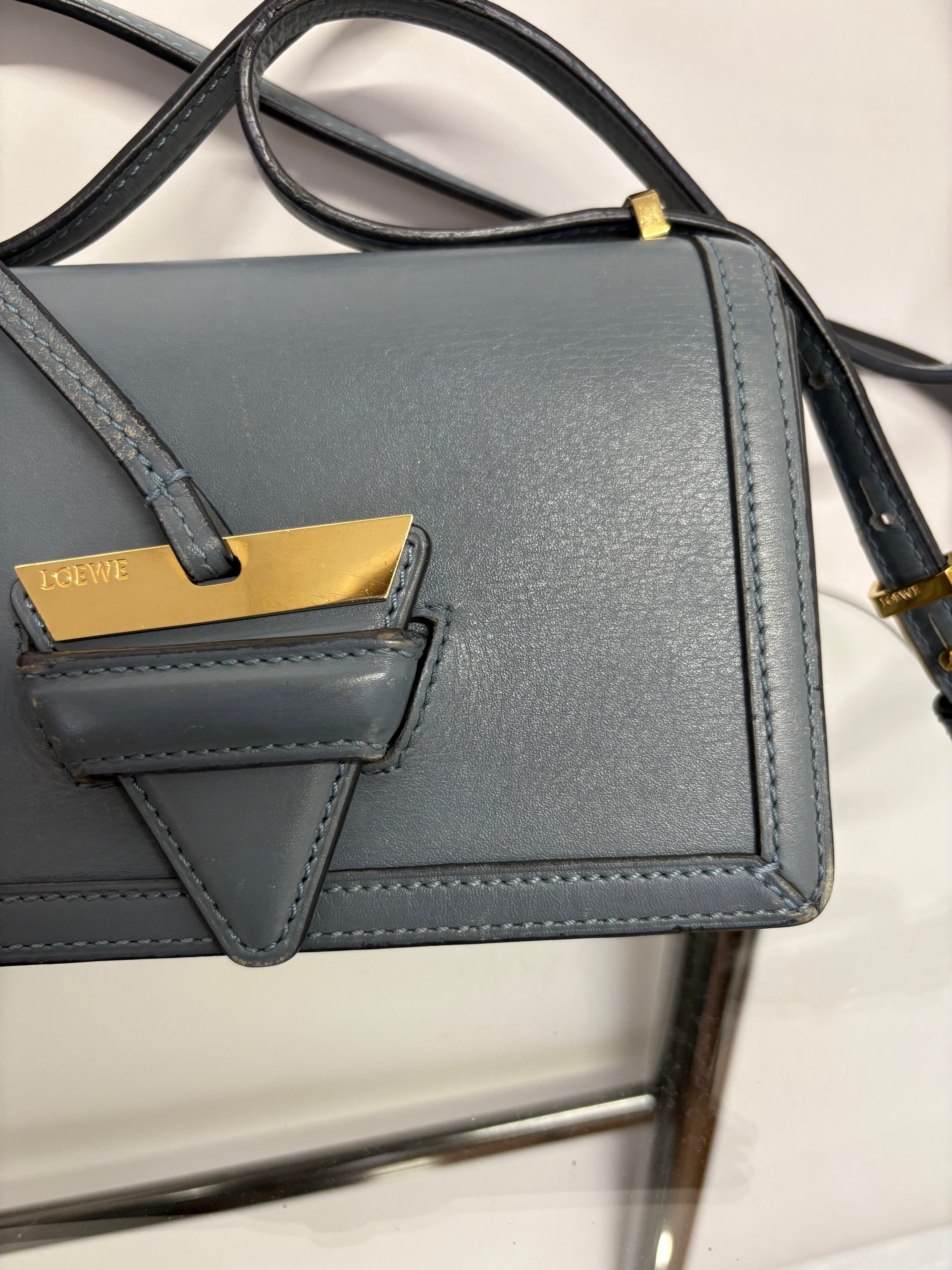 Loewe Barcelona Mini Azul grisáceo claro