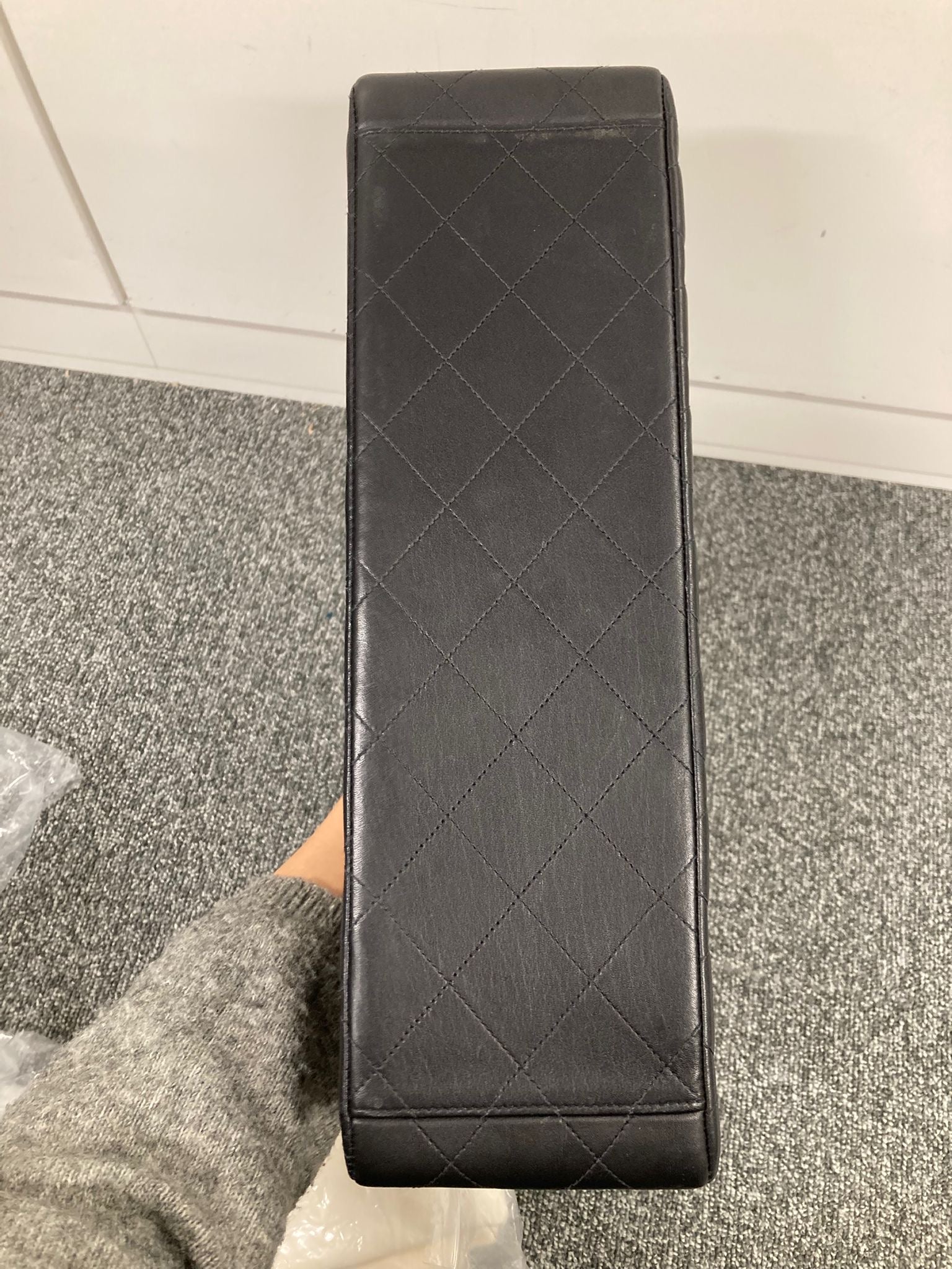 Chanel Jumbo Timeless 34 Vintage en piel de cordero negra y herrajes dorados