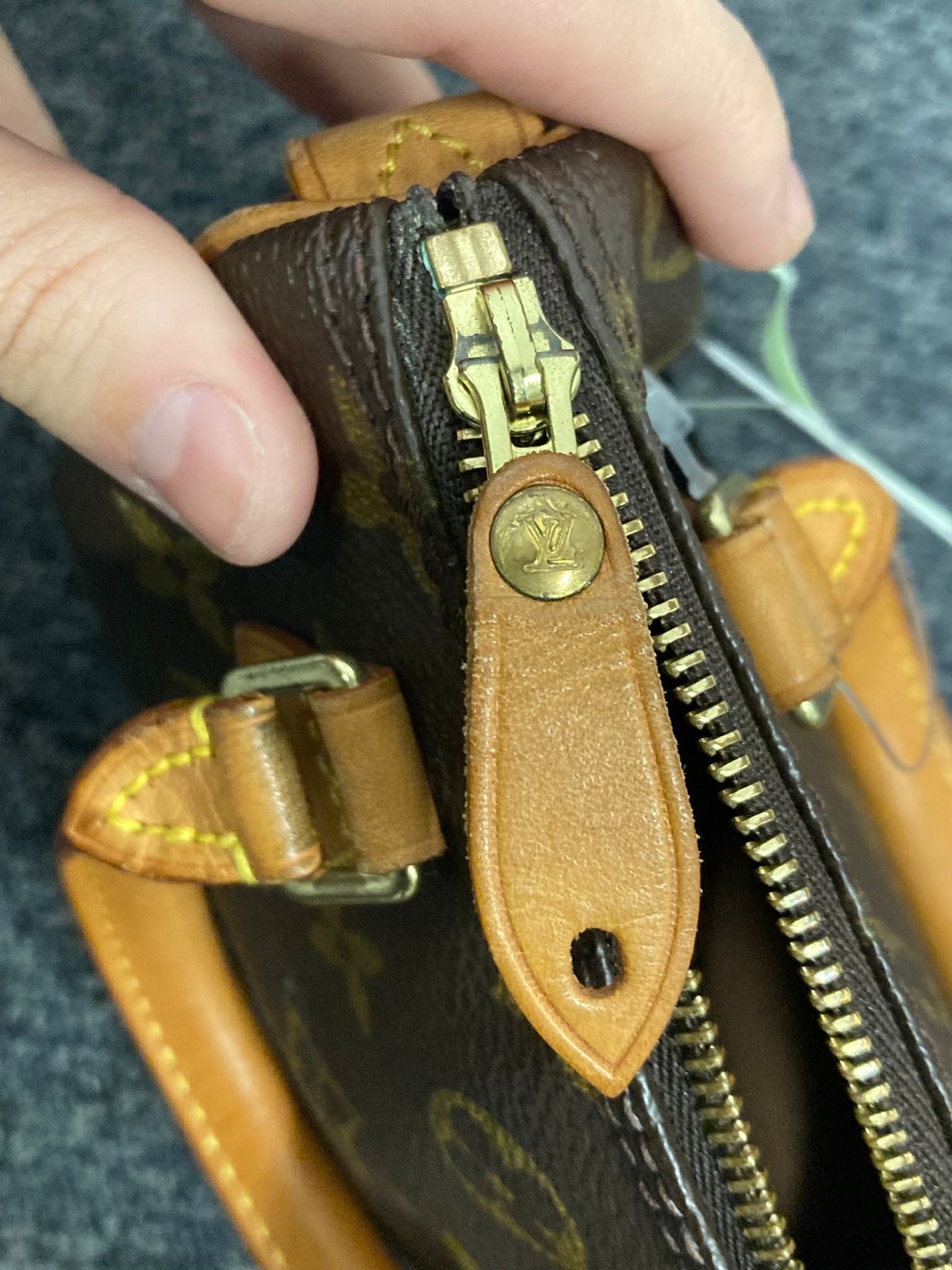 Louis Vuitton mini speedy canvas monogram