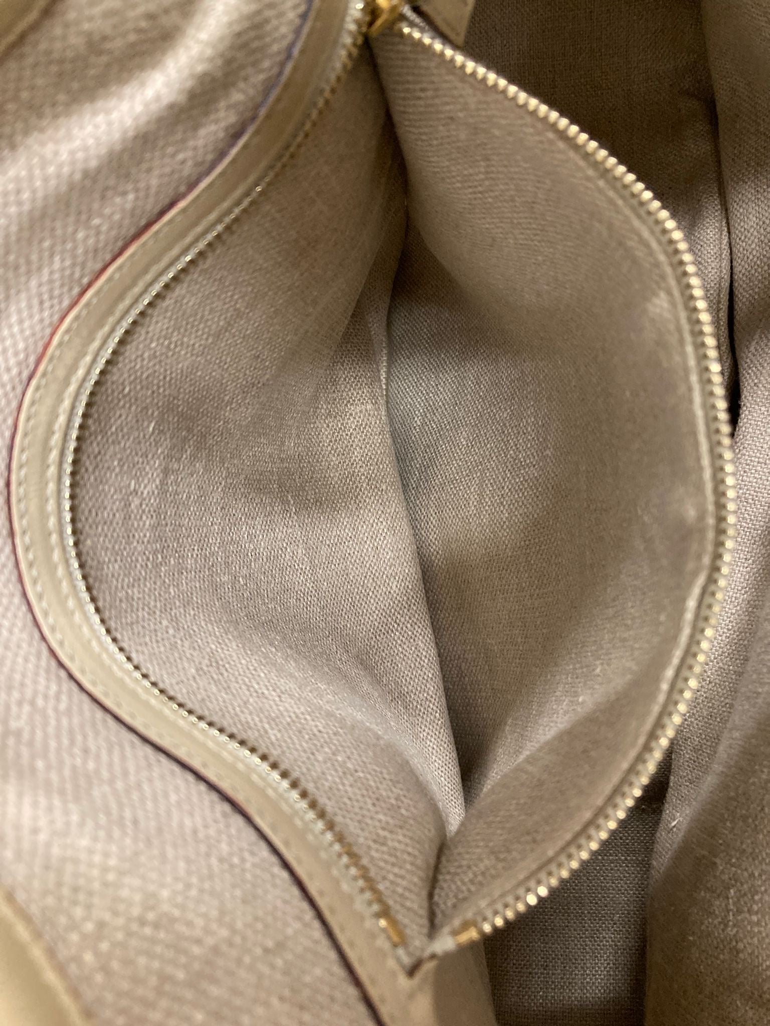 Gucci Horsebit Tote Bag en rafia y piel beige trenzada