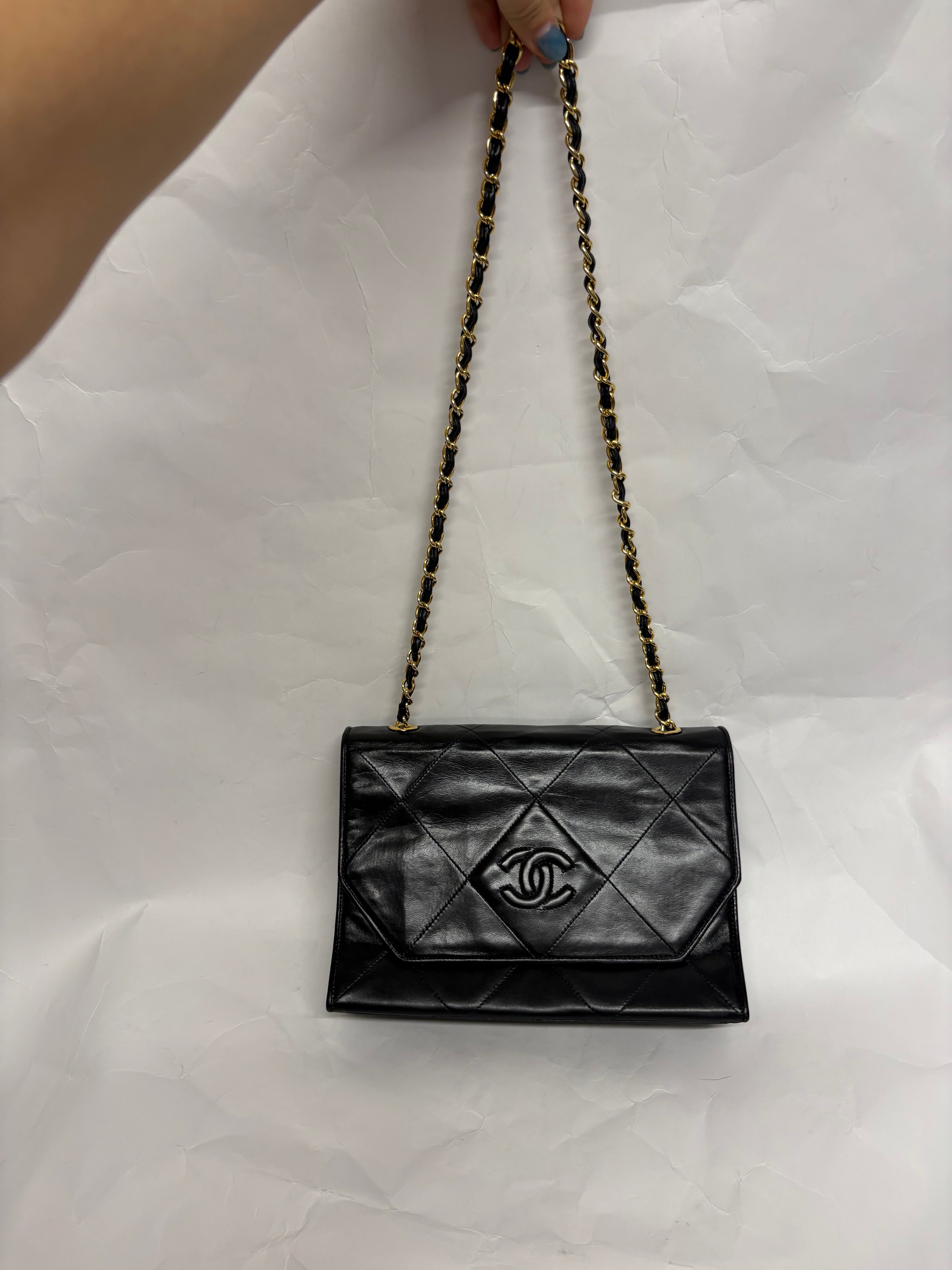 Single Flap Vintage negra cadena