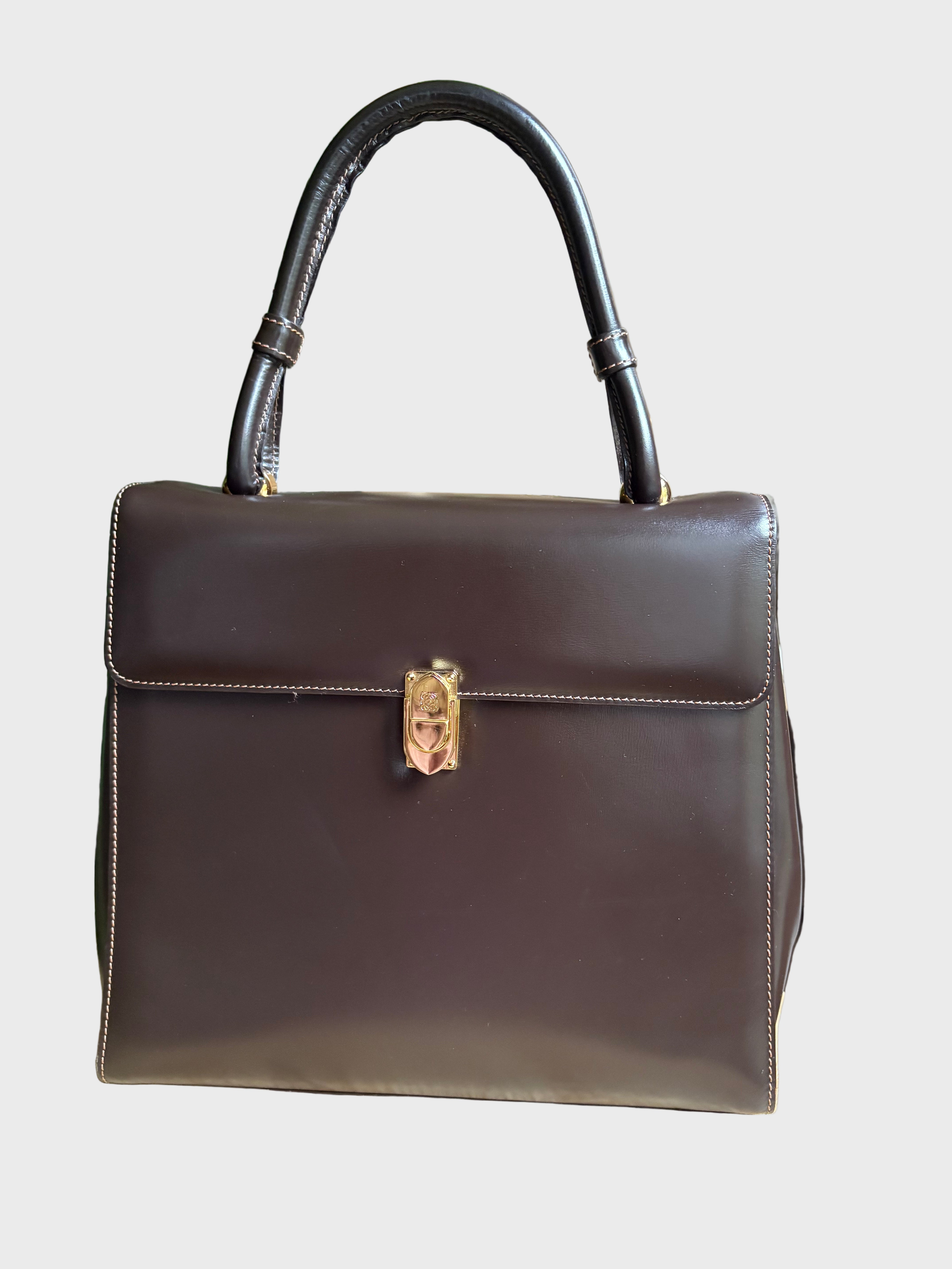 Bolso vintage Loewe de piel marrón oscuro con asa rígida y bandolera