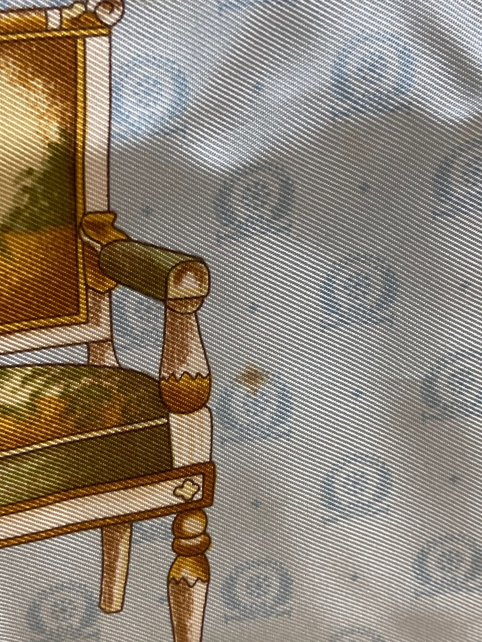 Gucci Pañuelo de Seda “Baroque Chairs”
