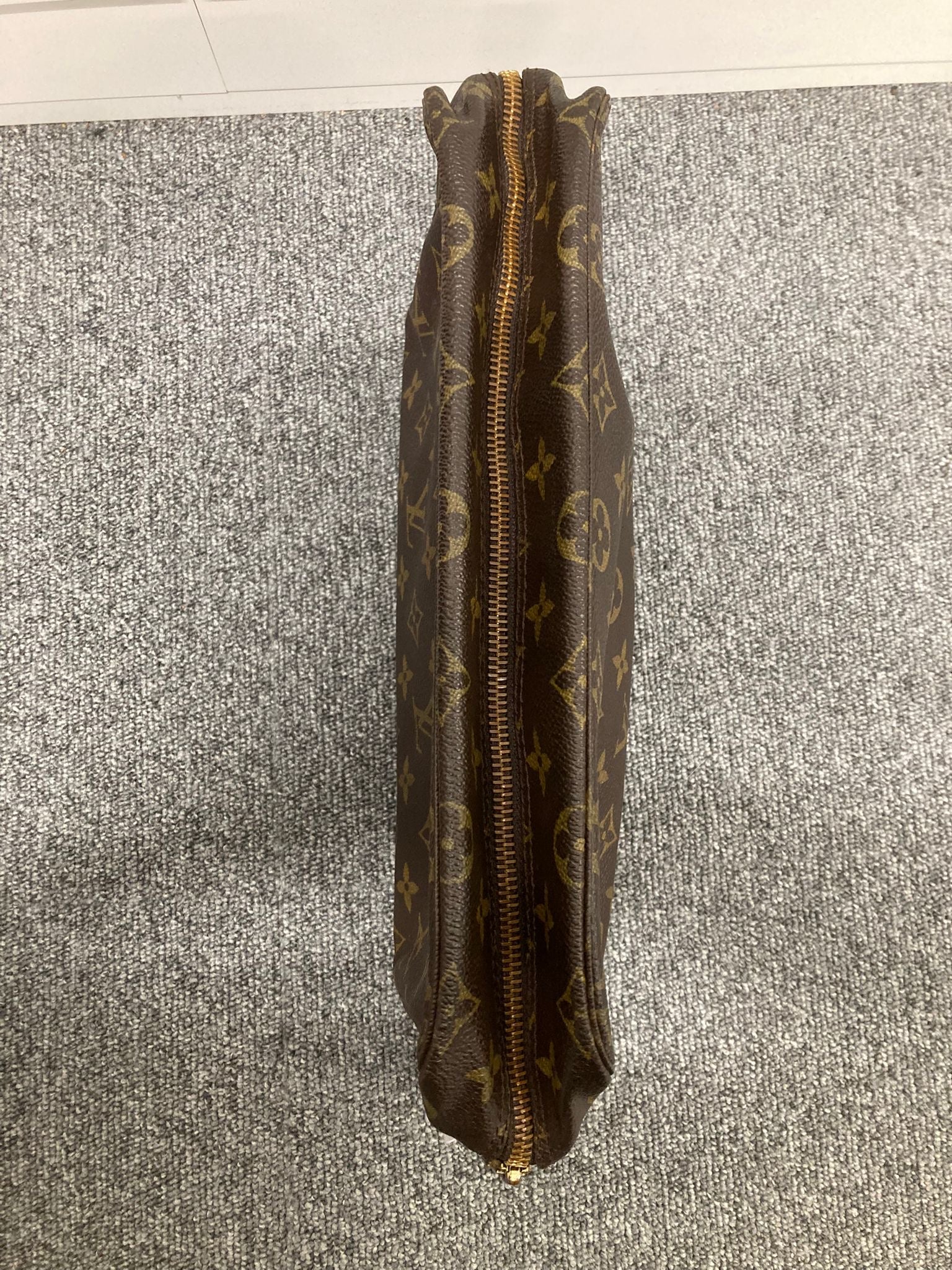 Louis Vuitton Trousse Toilette 28 Monogram