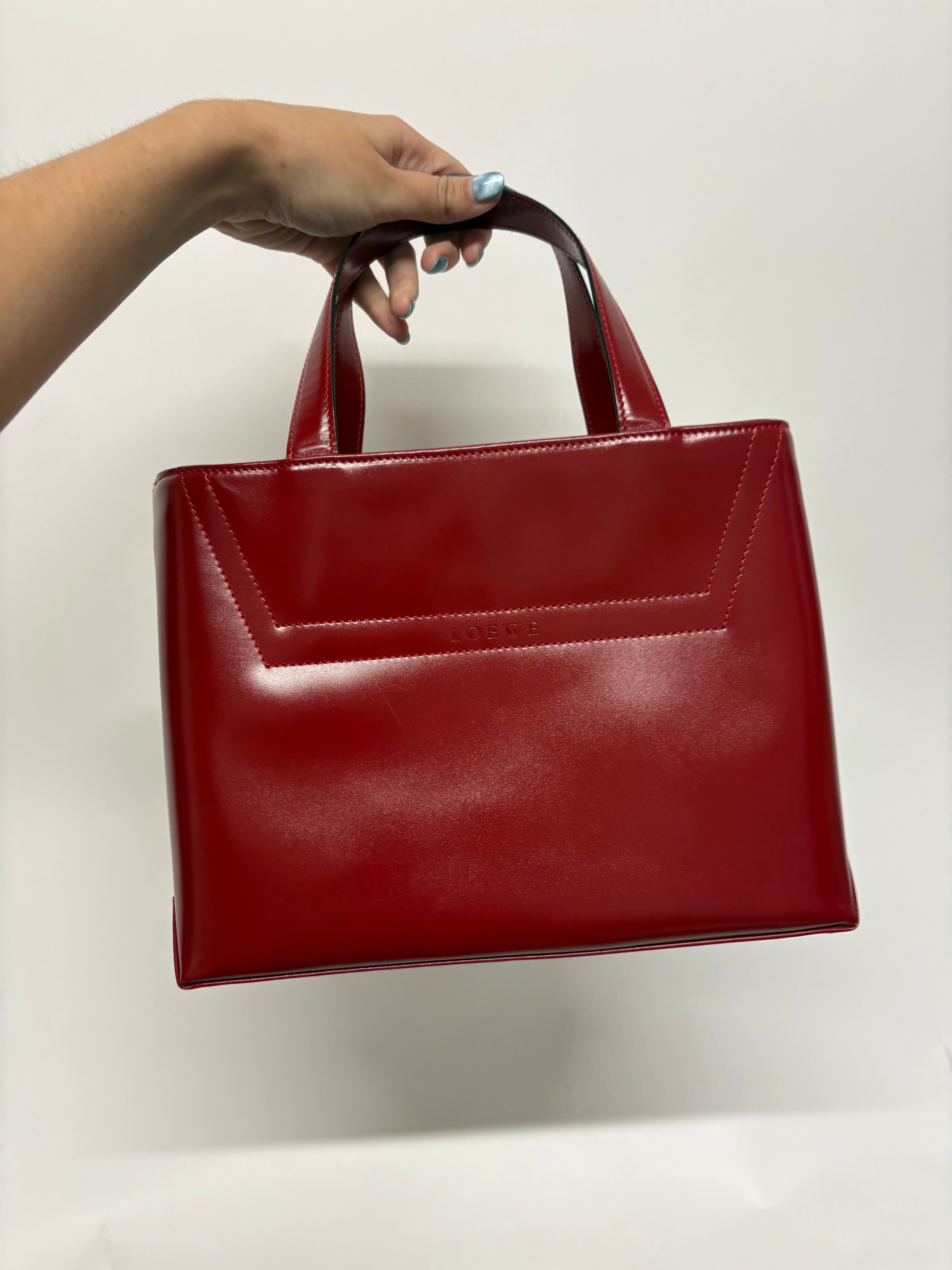 Loewe vintage estructurado cuadrado mini en piel cepillada roja