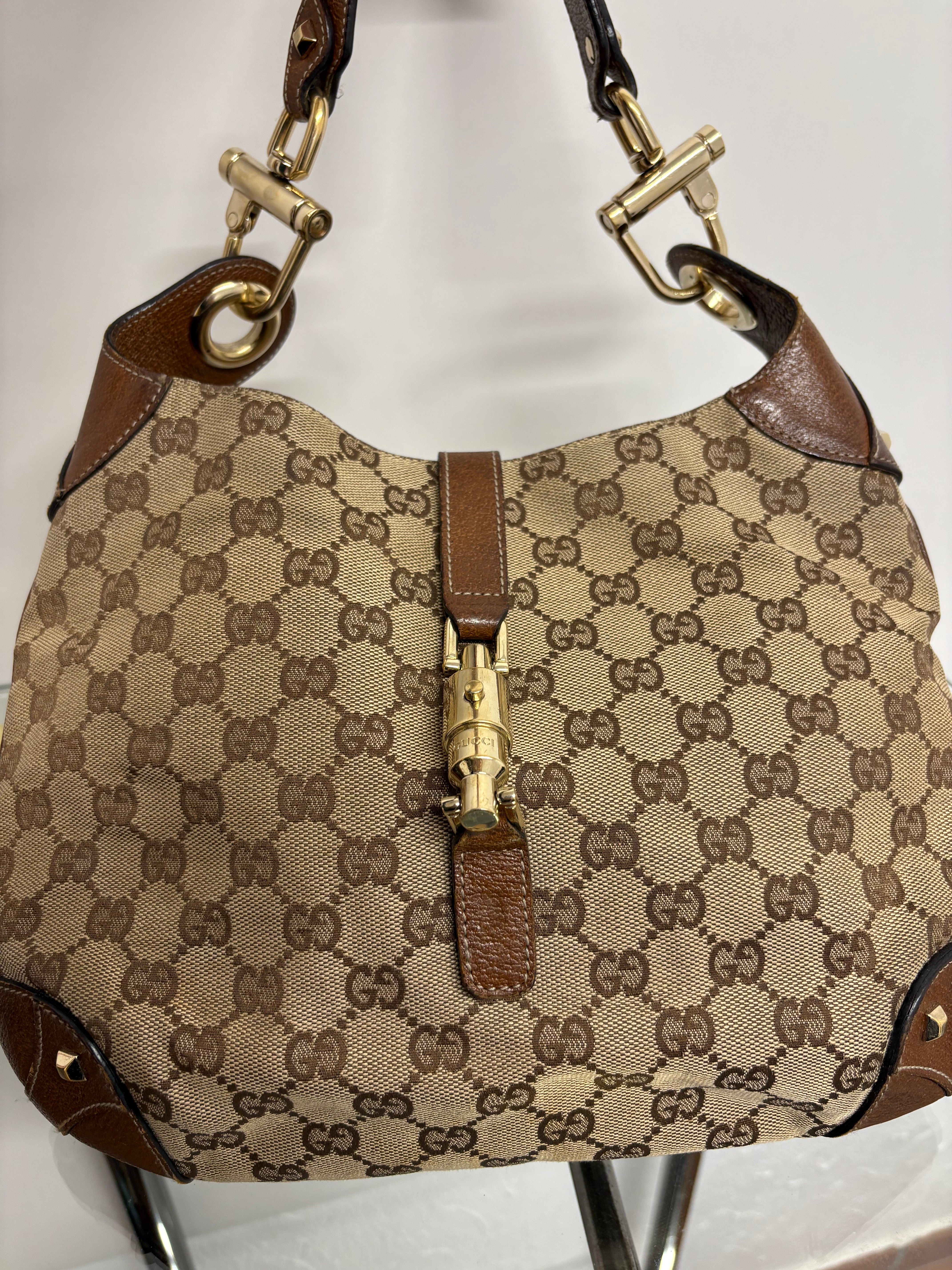 Gucci Jackie clásico GG Canvas + cierre pistón