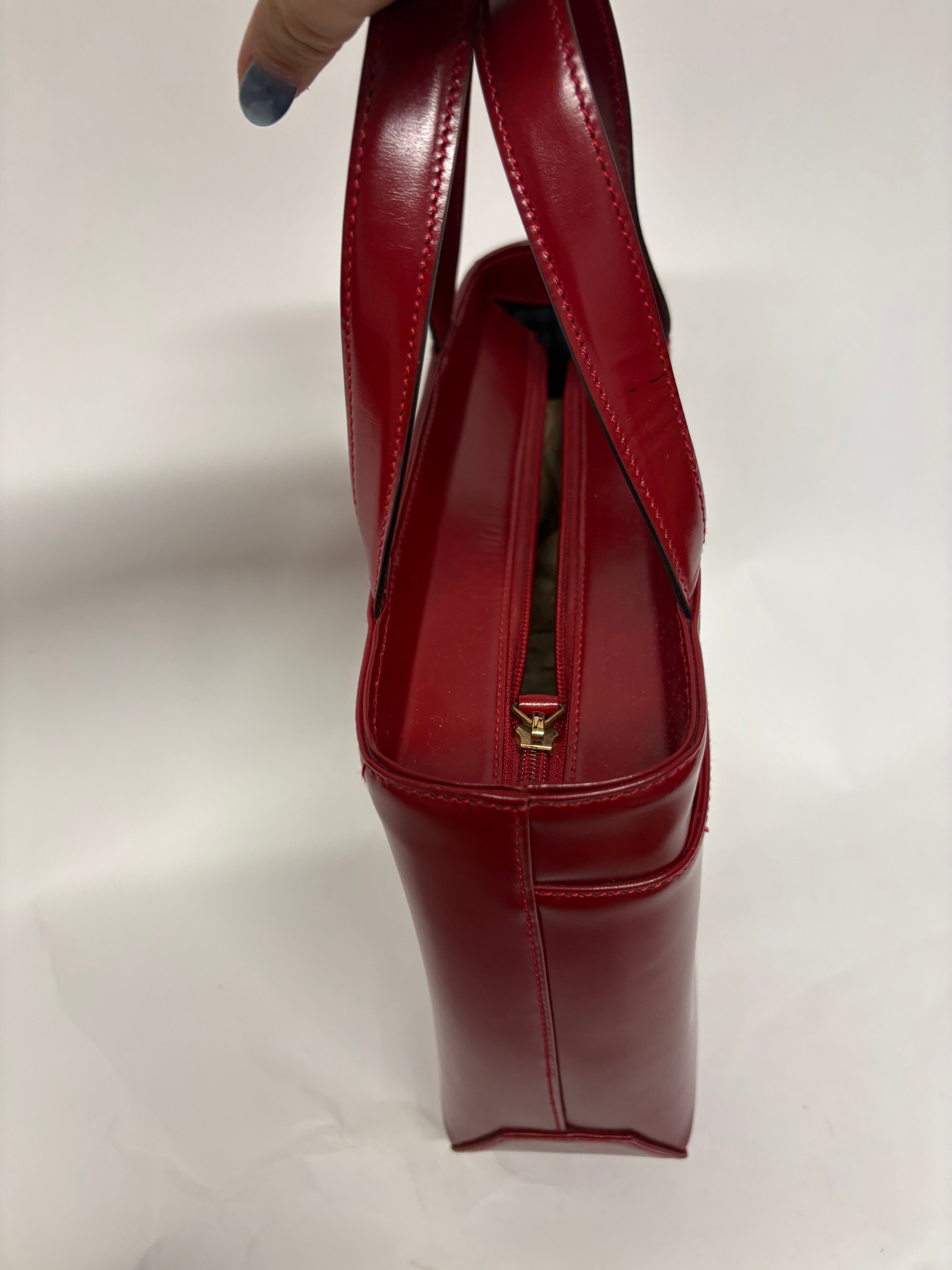 Loewe vintage estructurado cuadrado mini en piel cepillada roja