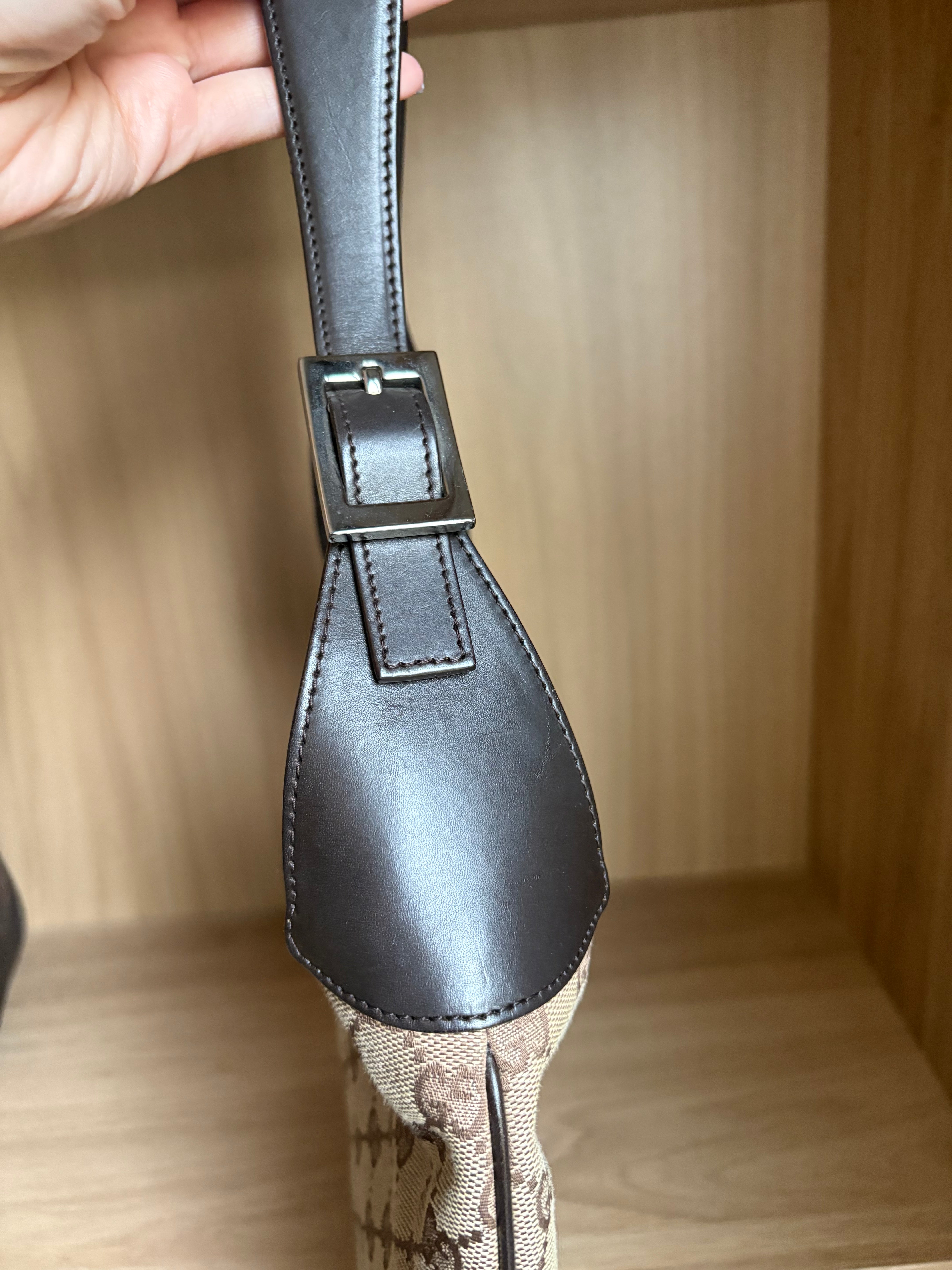 Gucci Jackie GG Canvas Shoulder Bag – Clásico Vintage