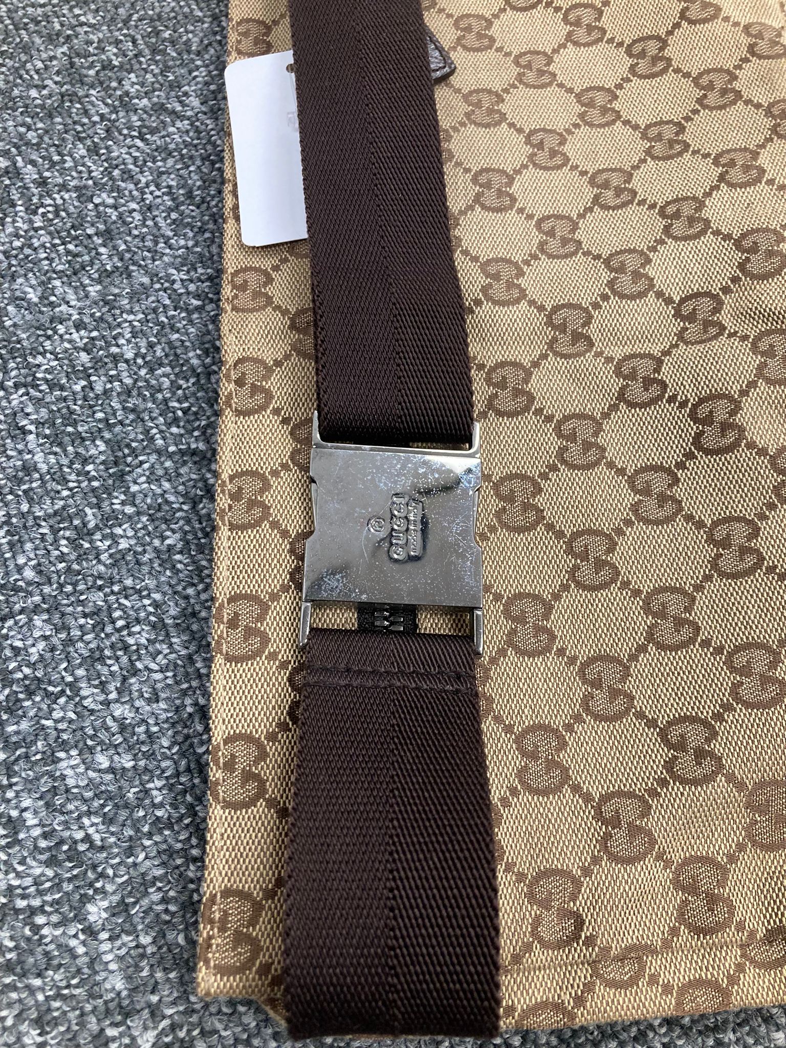 Riñonera Gucci gg canvas marrón