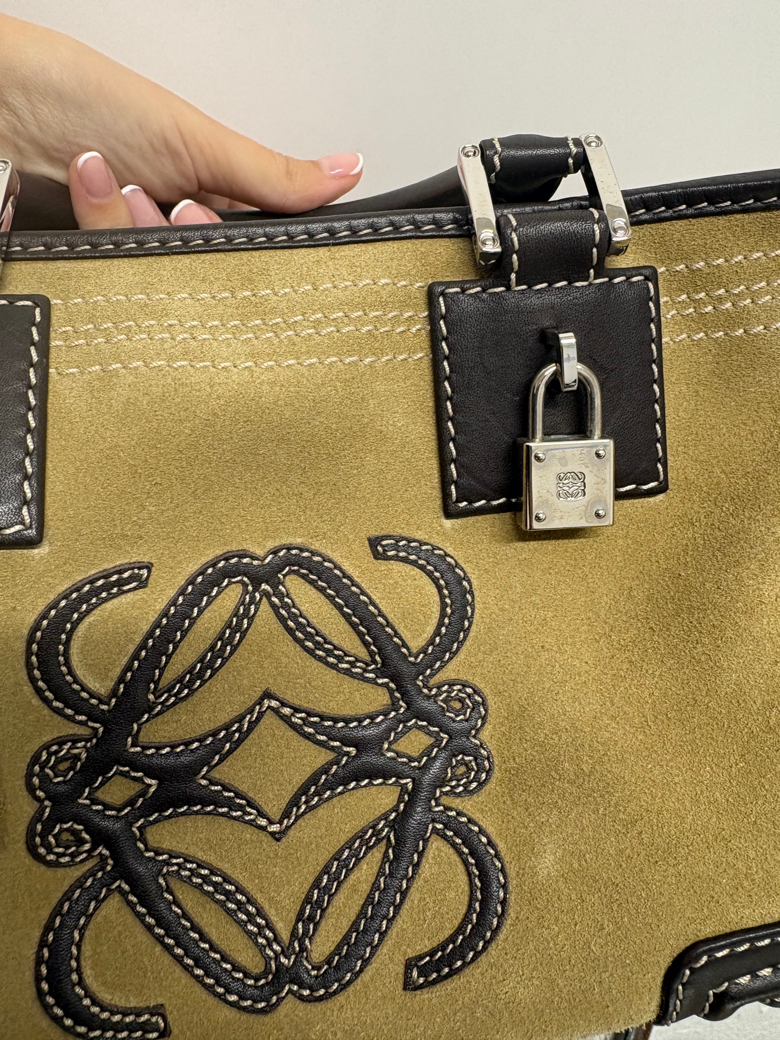 Loewe amazona 30 vintage ante beige y marrón