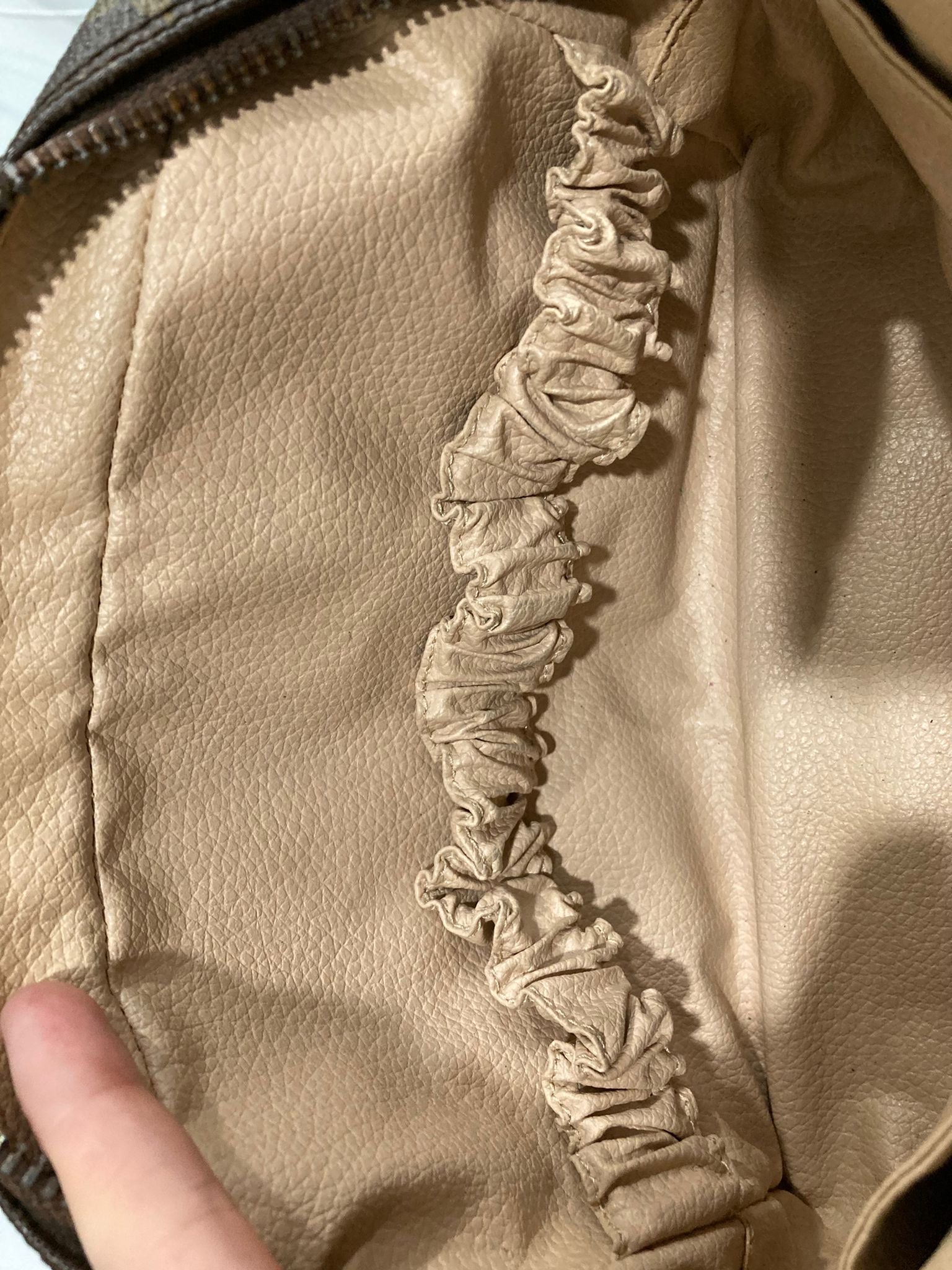 Louis Vuitton Trousse Toilette 23 Monogram – Vintage