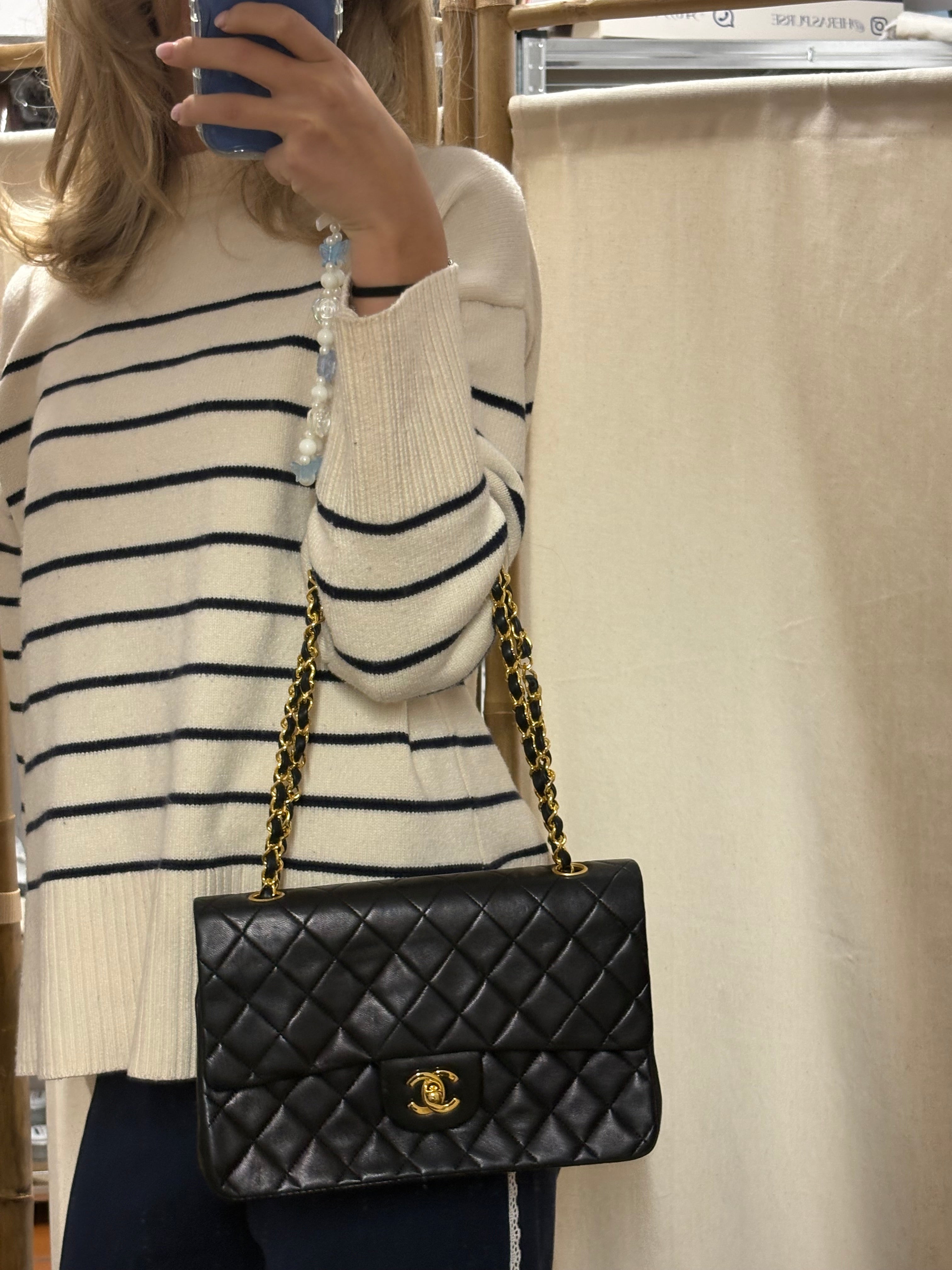 Chanel Timeless Classic Flap Medium Double Flap 25 Negro Lambskin - serie 1