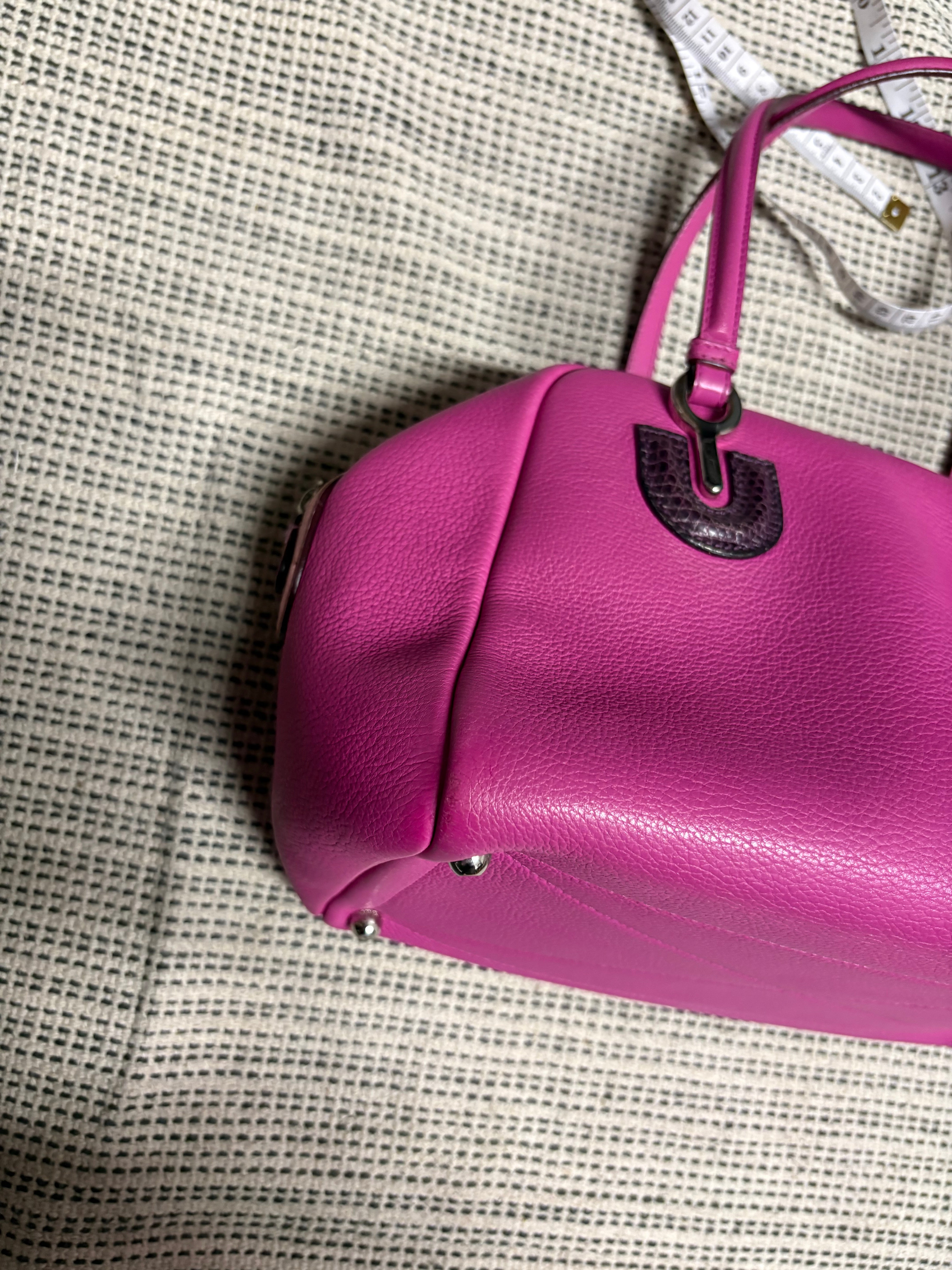 Loewe Bolso Vintage Fucsia Piel con Detalles Exóticos