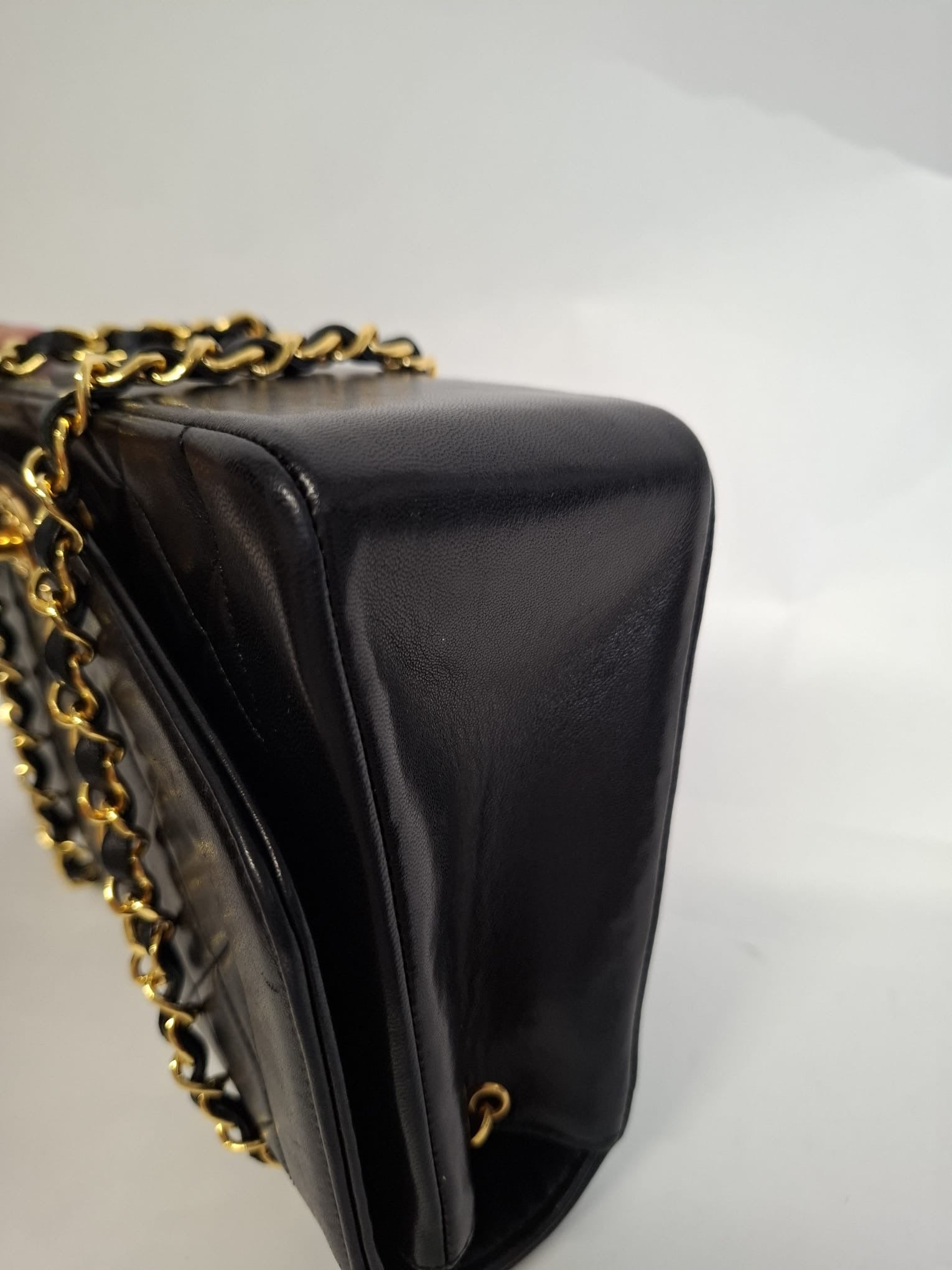 Chanel Diana Single Flap 25 Piel Cordero Negra - serie 1
