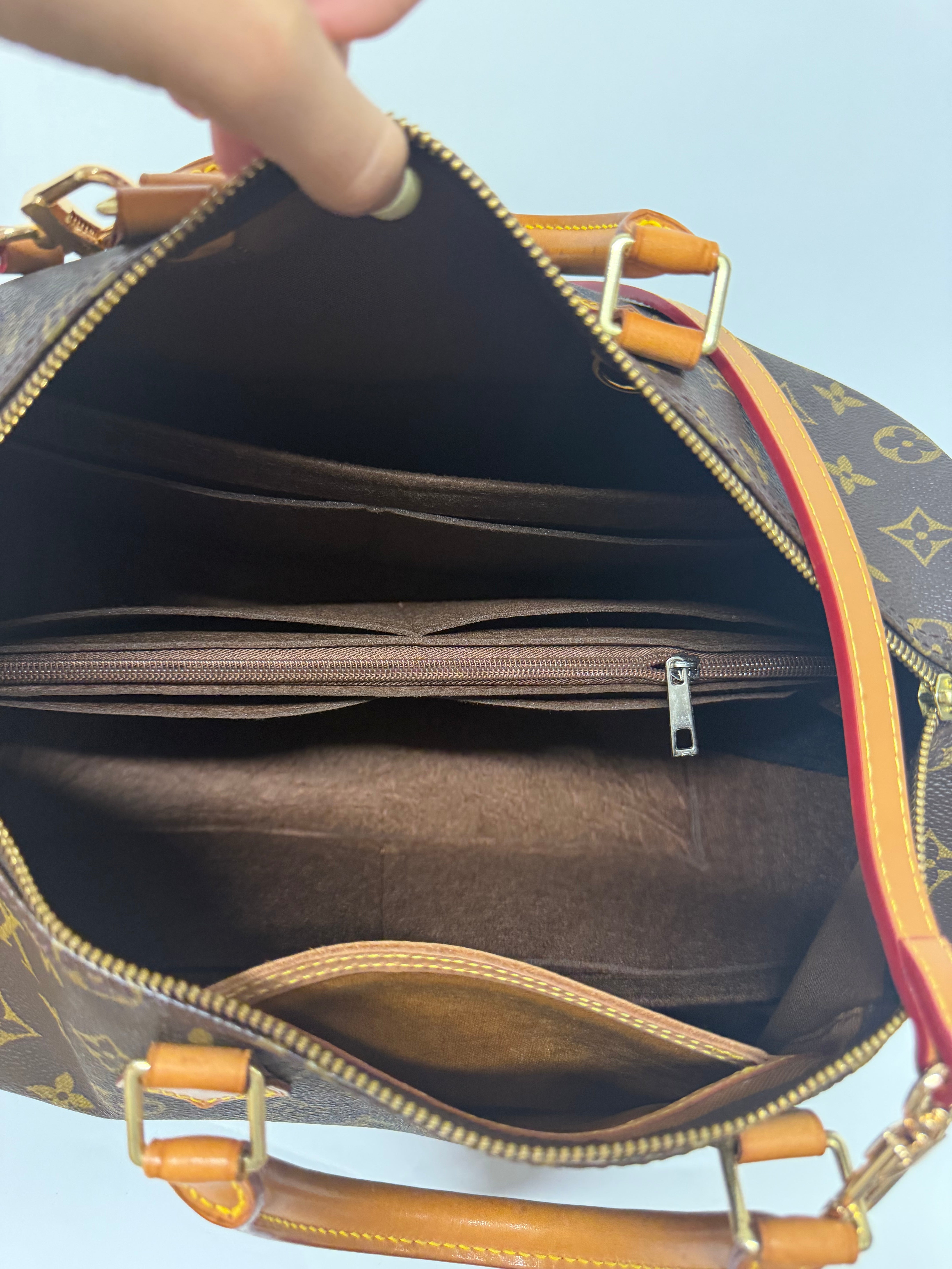 Louis Vuitton Speedy 35 SP0030