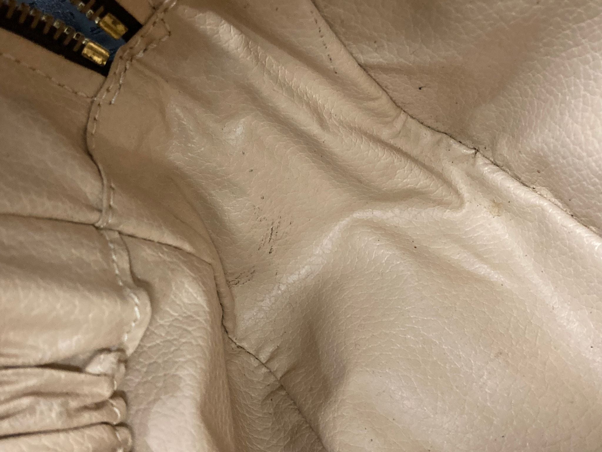 Louis Vuitton Trousse Toilette 28 Monogram