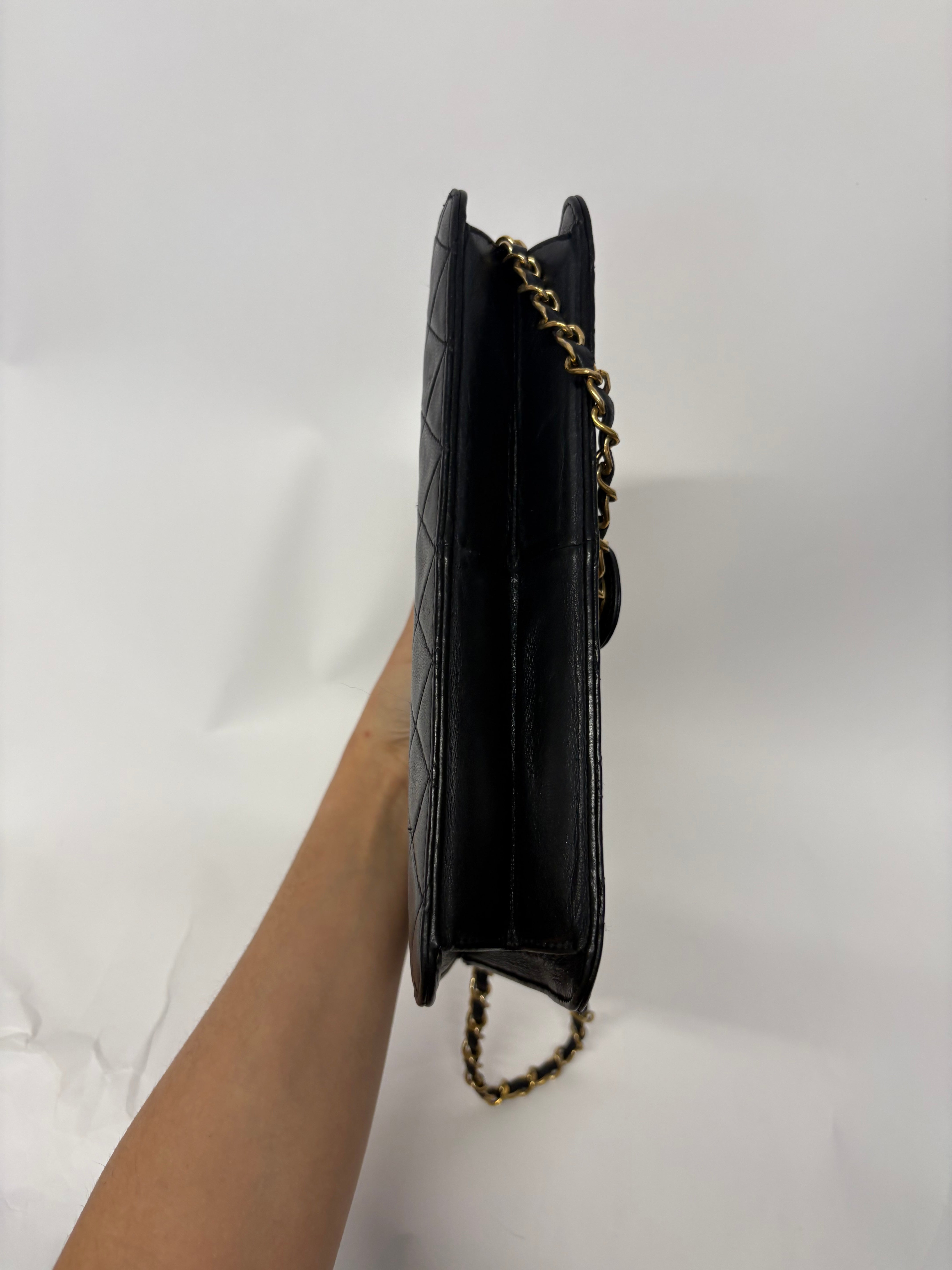 Chanel Timeless Matelassé Single Flap negra