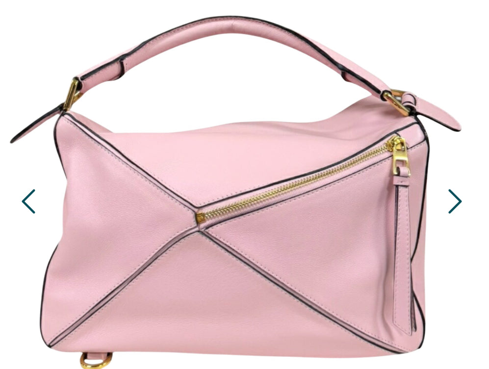 LOEWE Puzzle Rosa – Tamaño Mediano- bajo pedido