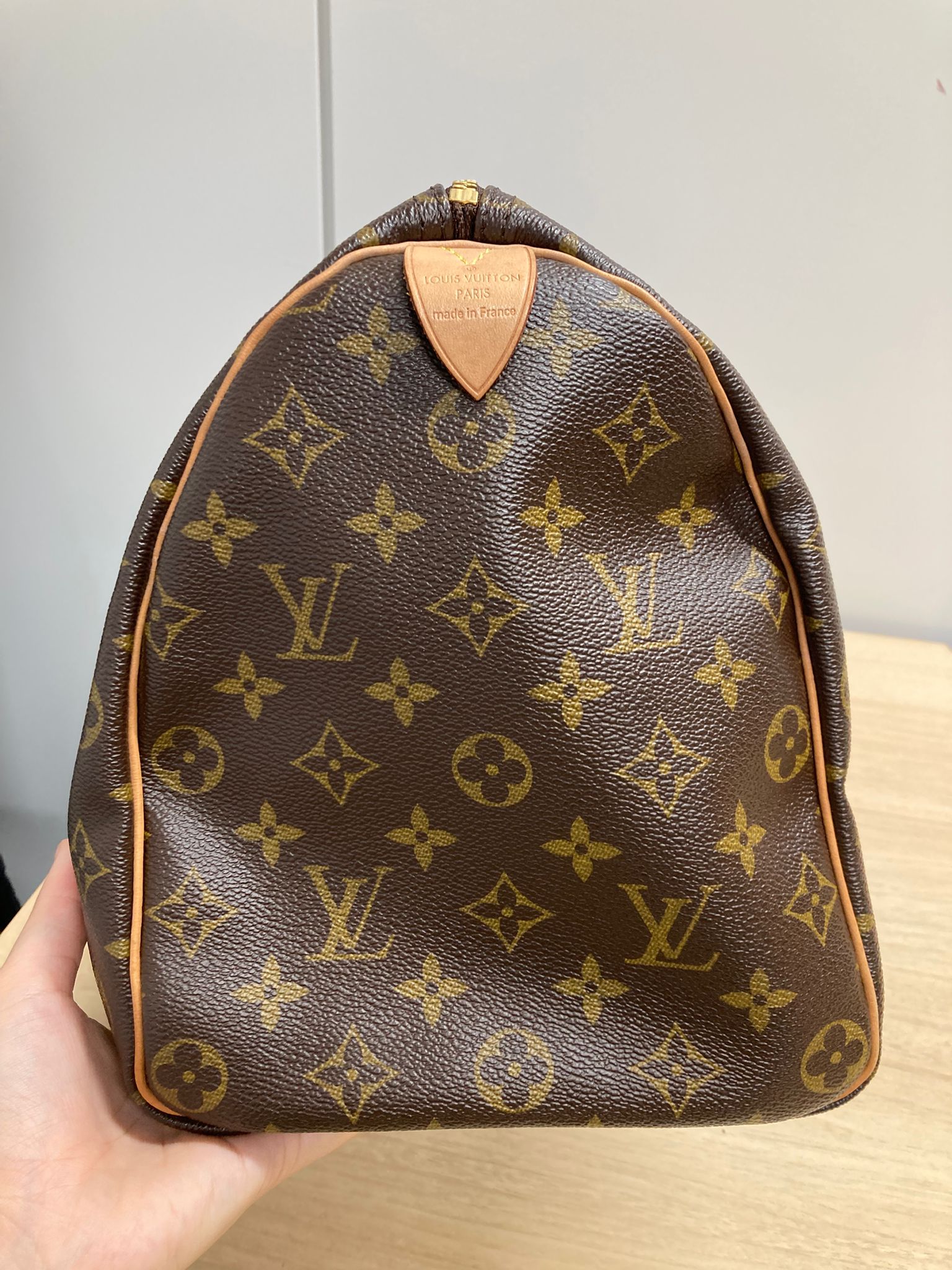 Louis Vuitton speedy 35 monogram