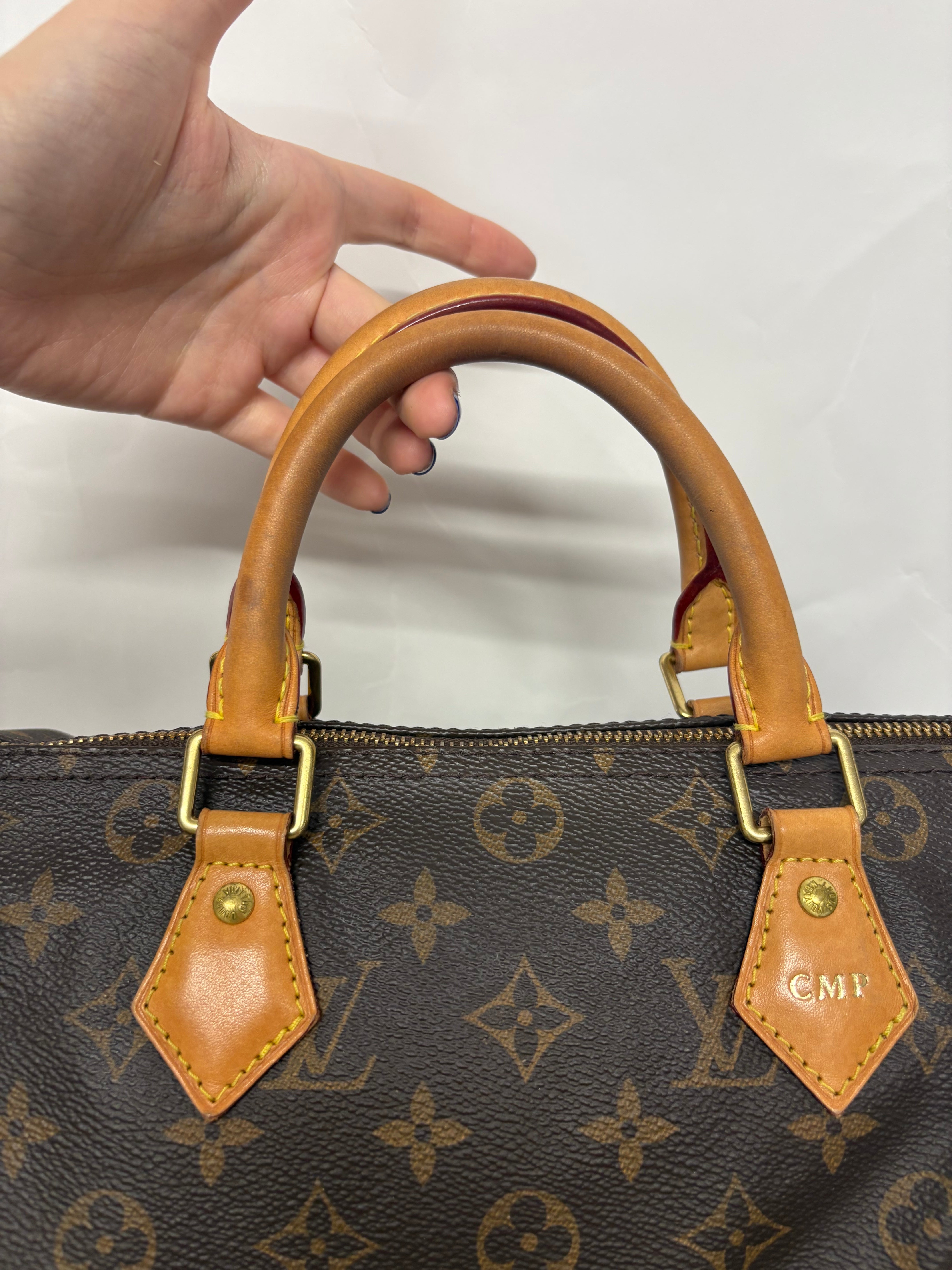 Louis Vuitton speedy 30 grabado CMP con bandolera extra