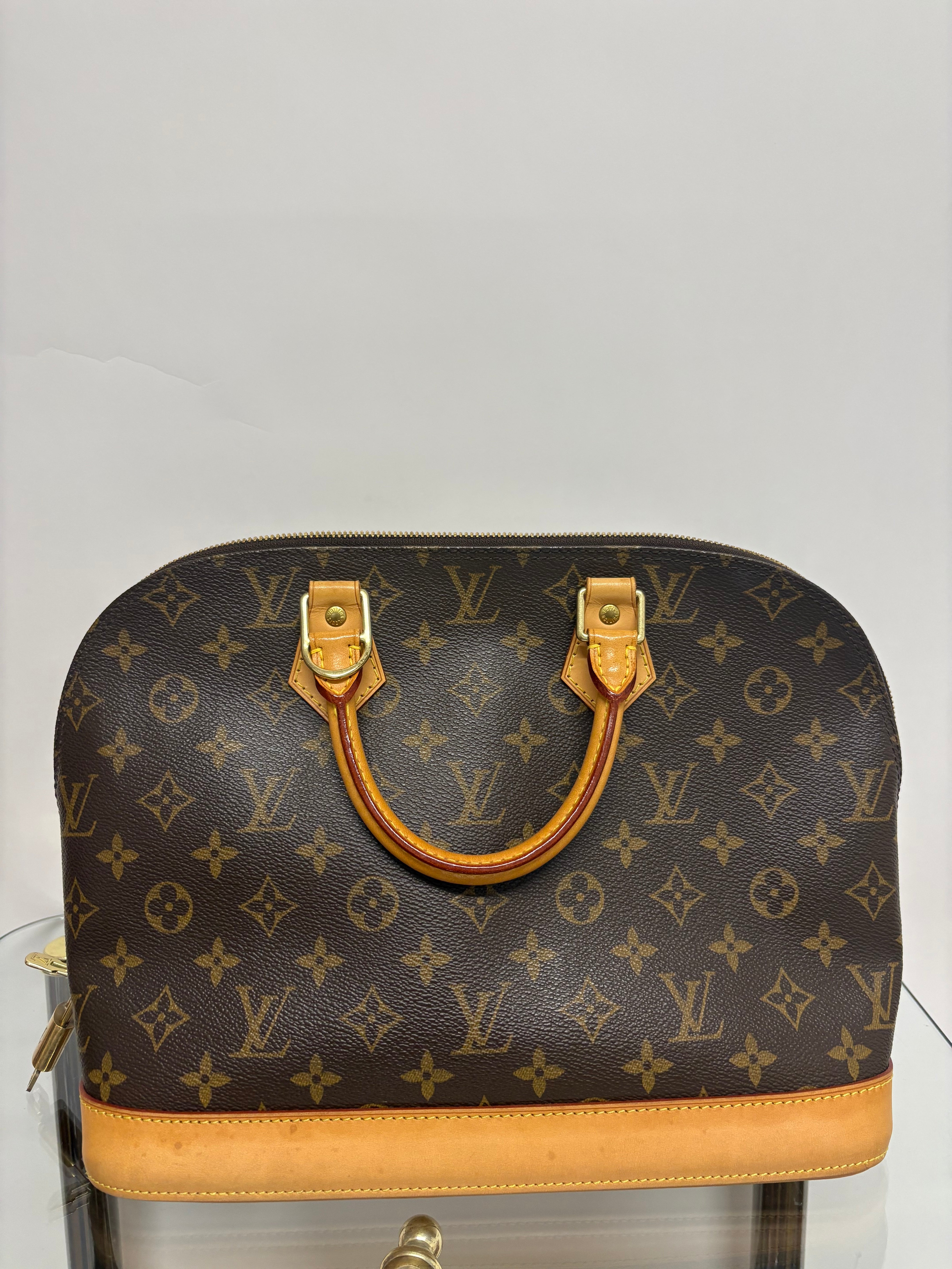Louis Vuitton Alma MM canvas monogram