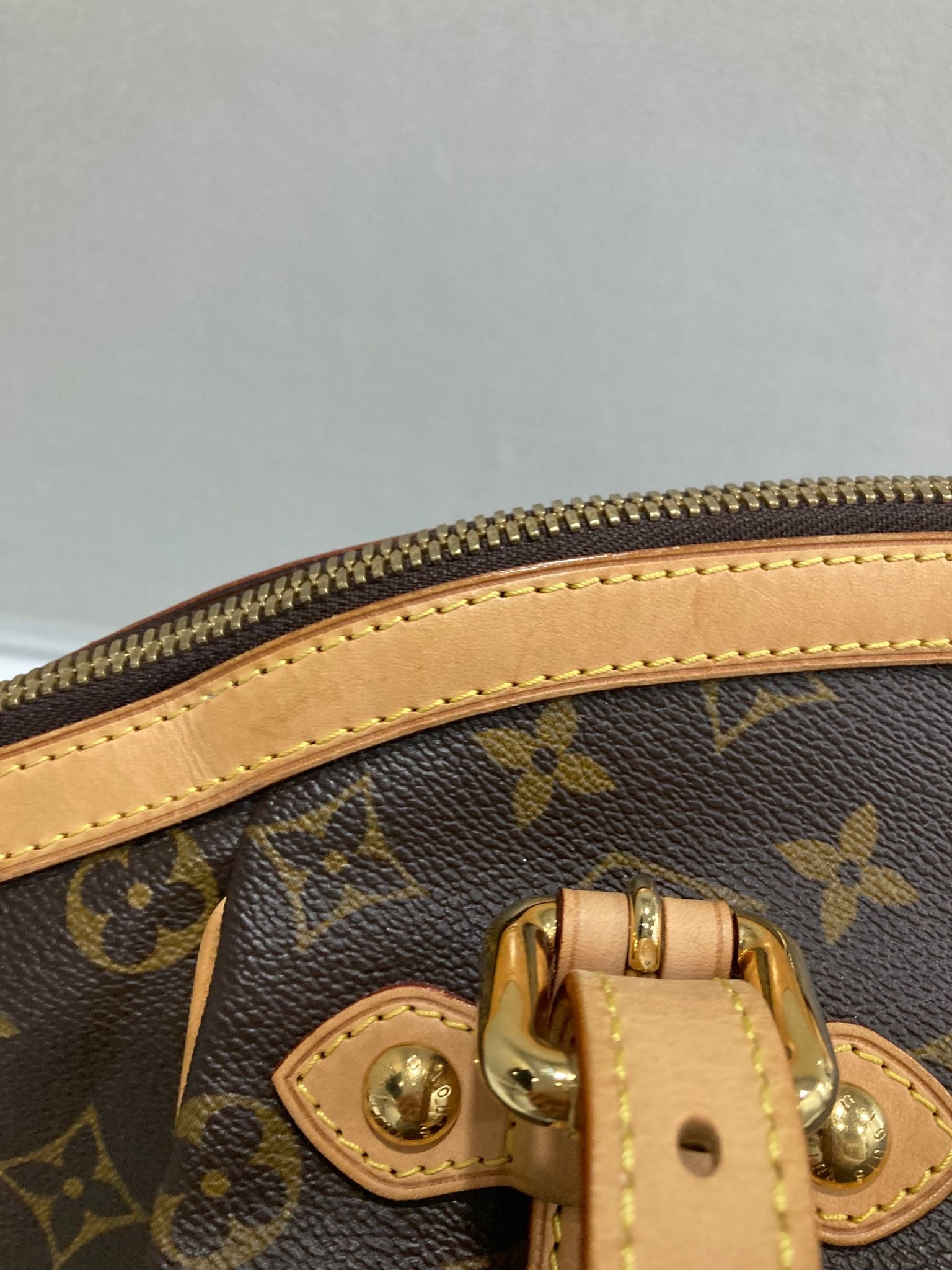 Louis Vuitton Tivoli GM Monogram