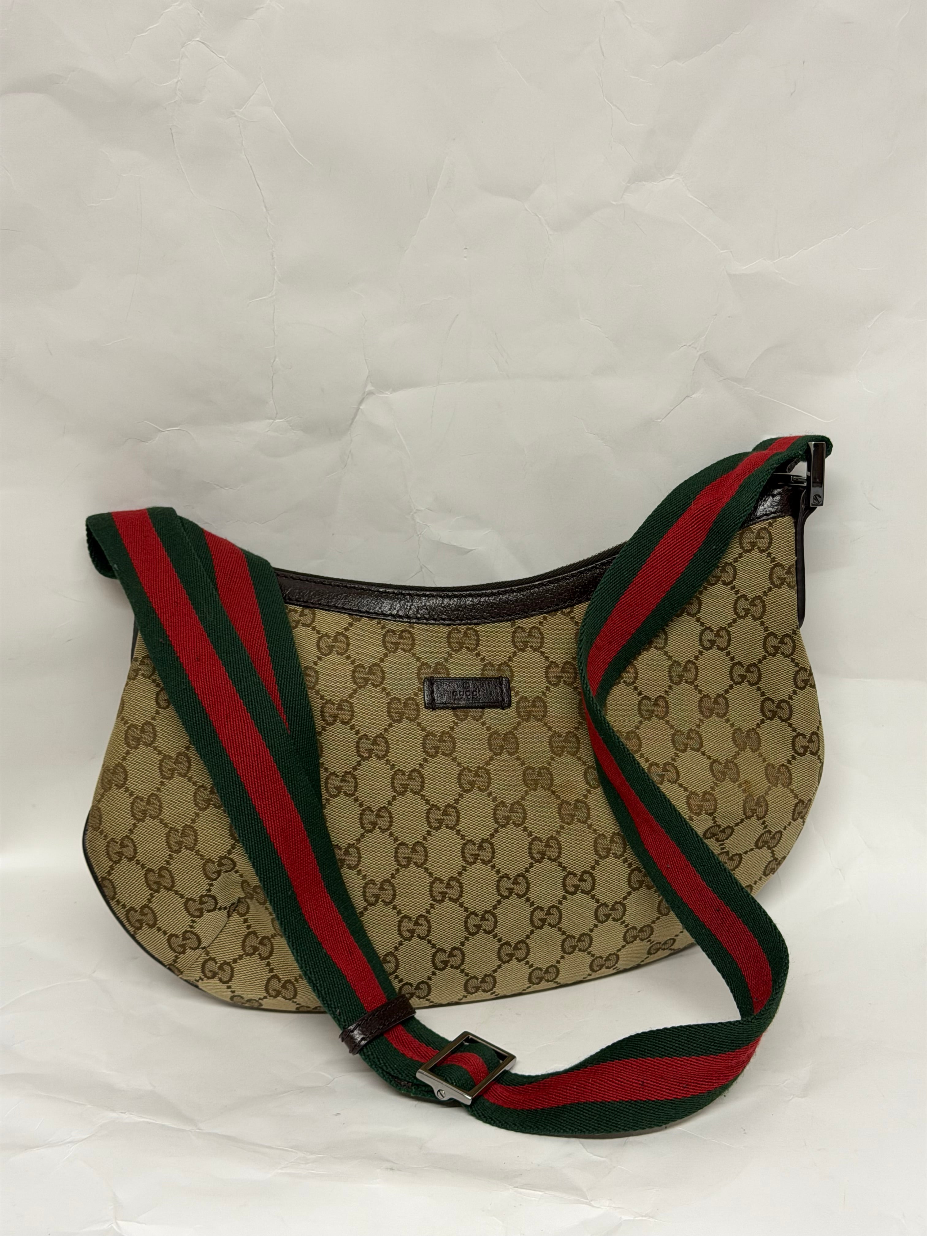 Gucci GG Canvas Messenger Web Stripe