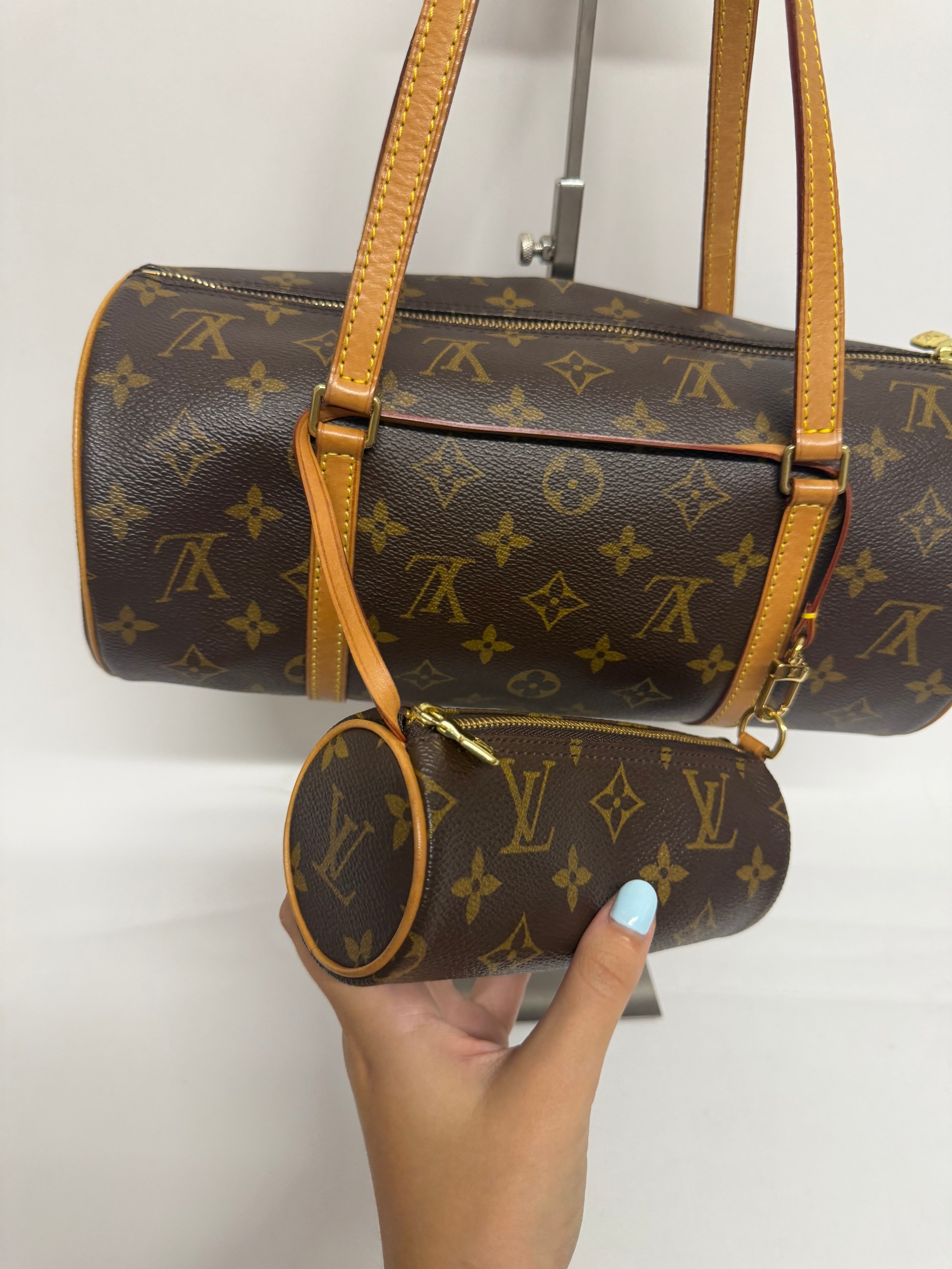 Louis Vuitton Papillon 30 Monogram con pouch
