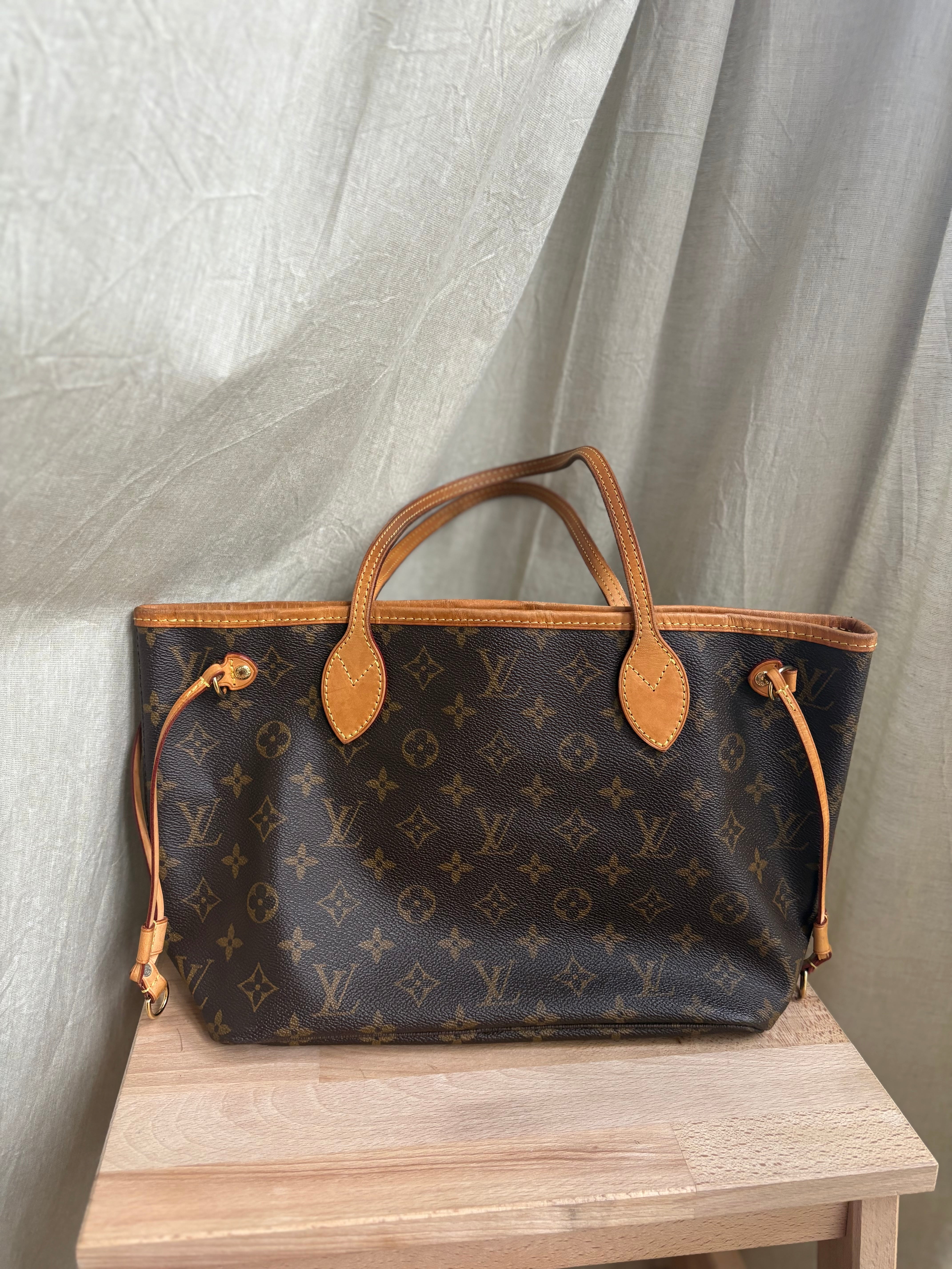 Louis Vuitton Neverfull PM Monogram