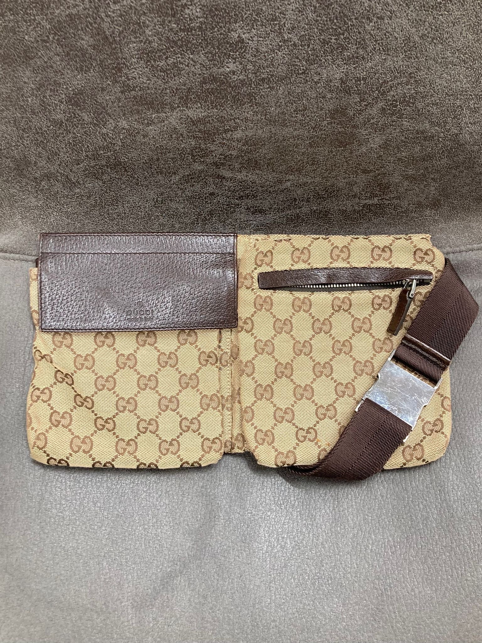 Riñonera Gucci gg canvas marrón