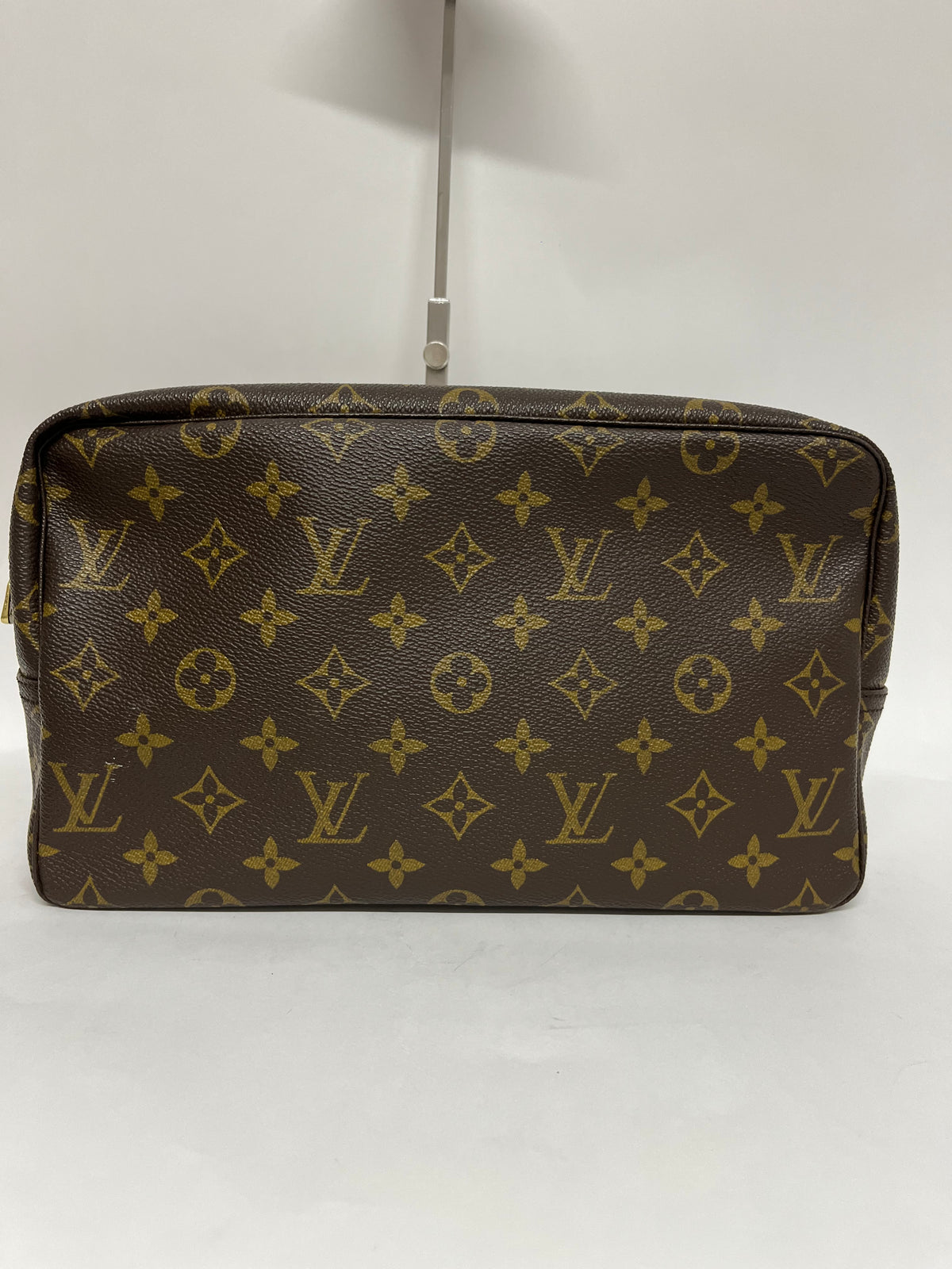 Louis Vuitton Trousse Toilette 28 Lona Monogram