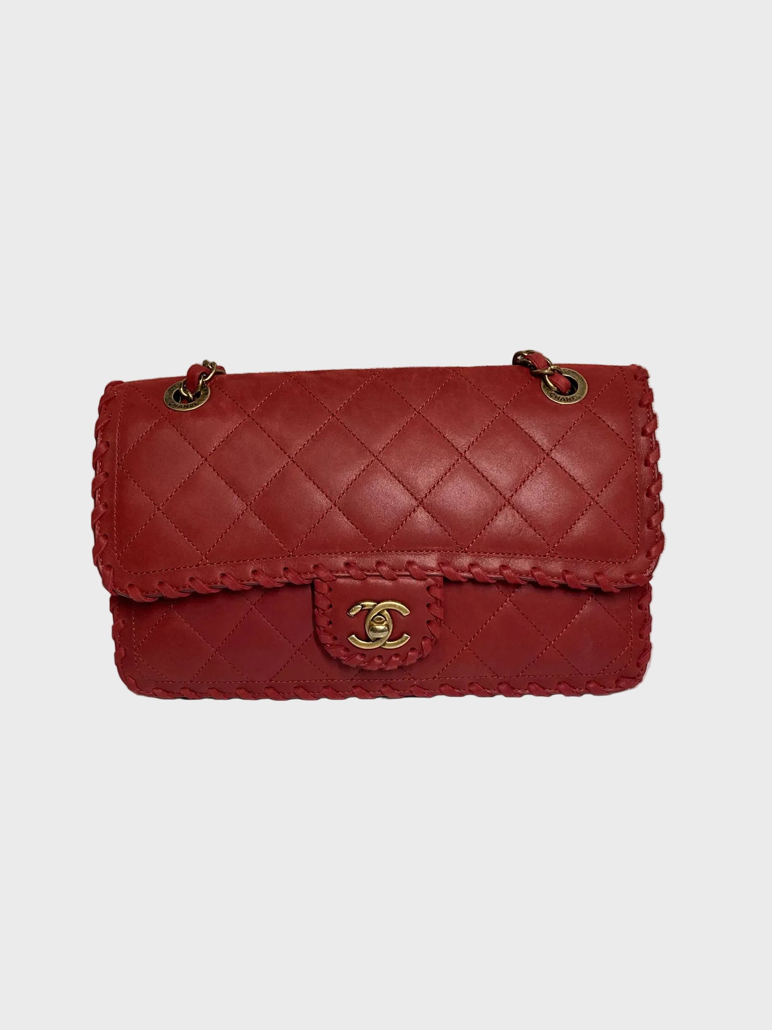 Chanel Happy Stitch 26 Rojo Vintage – Bolso Classic Flap Piel con Cadena