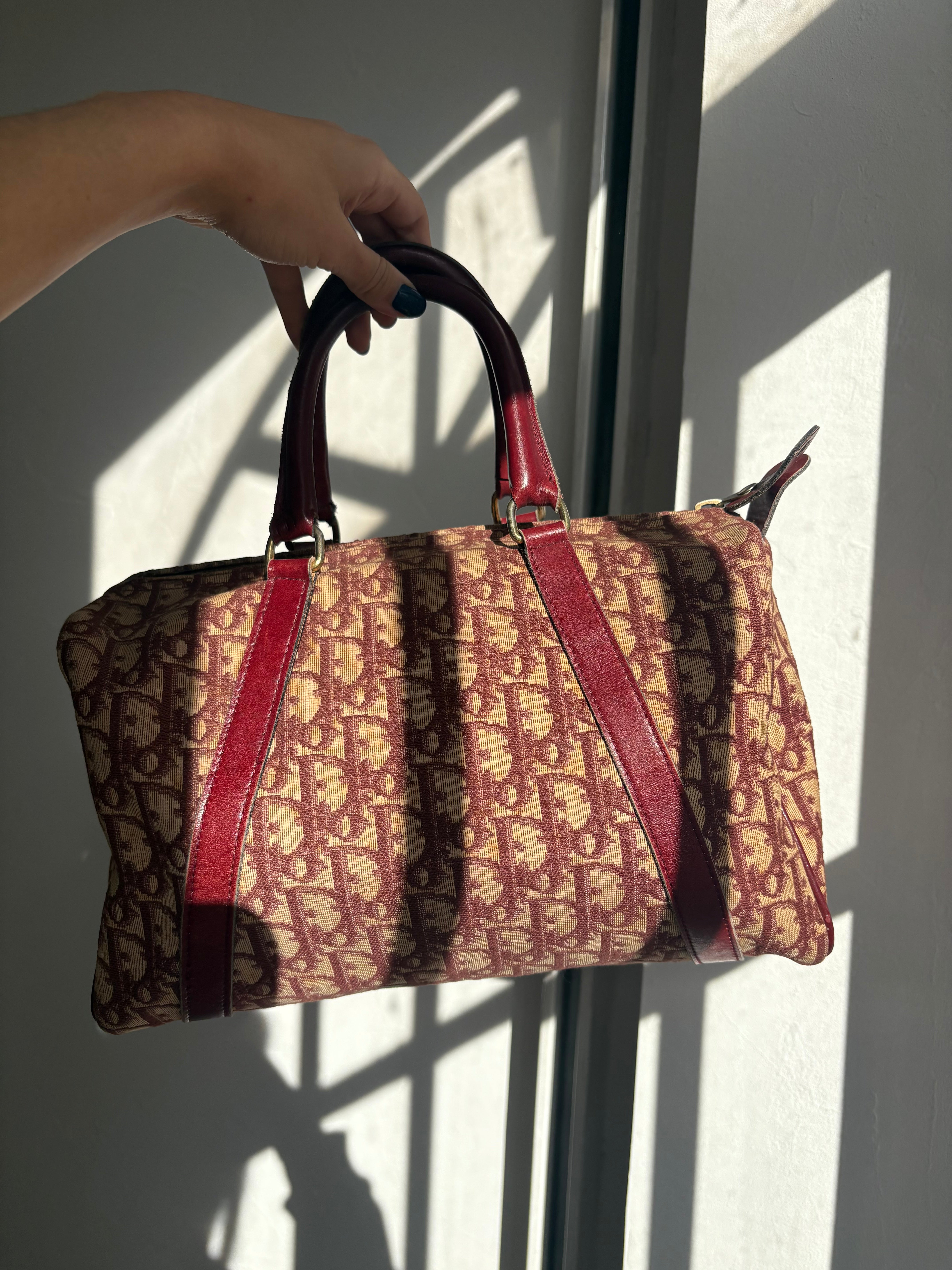 Christian Dior trotter 30 burdeos vintage