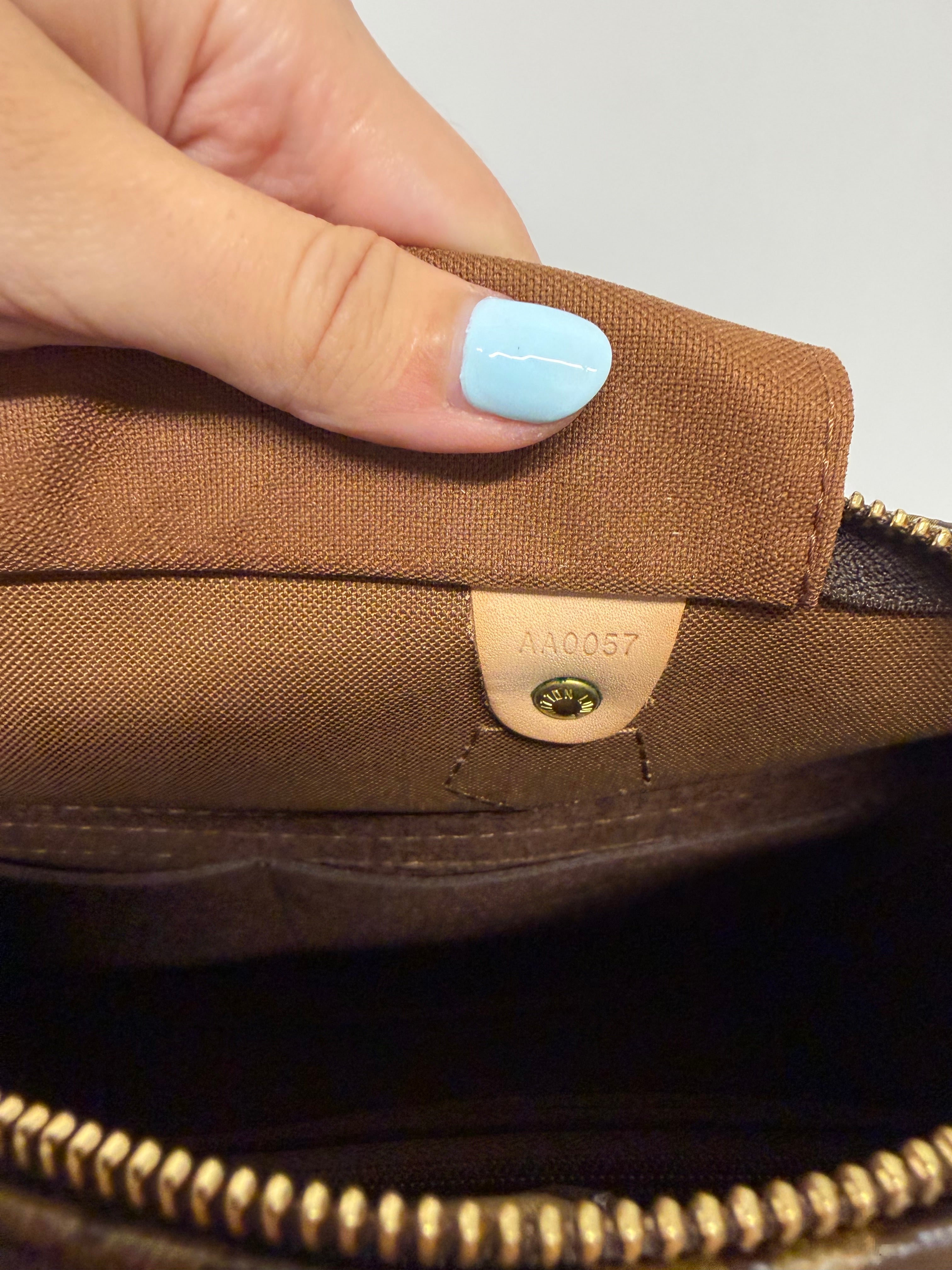 Louis Vuitton Speedy 30 Monogram AA0057