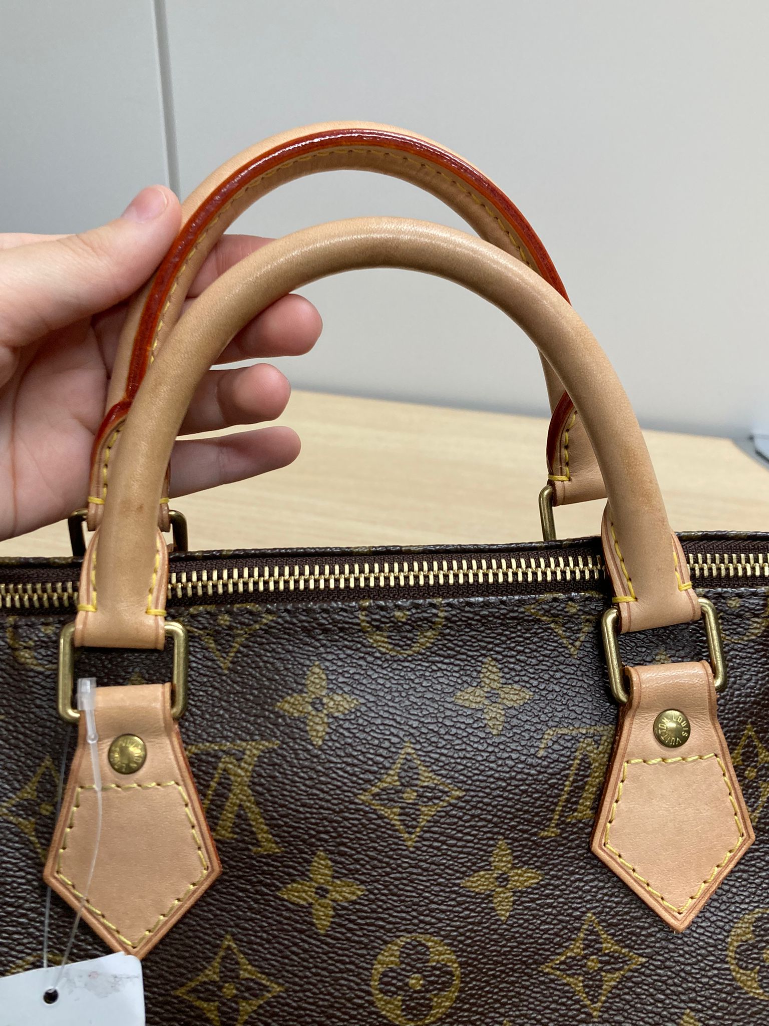 Louis Vuitton speedy 35 monogram