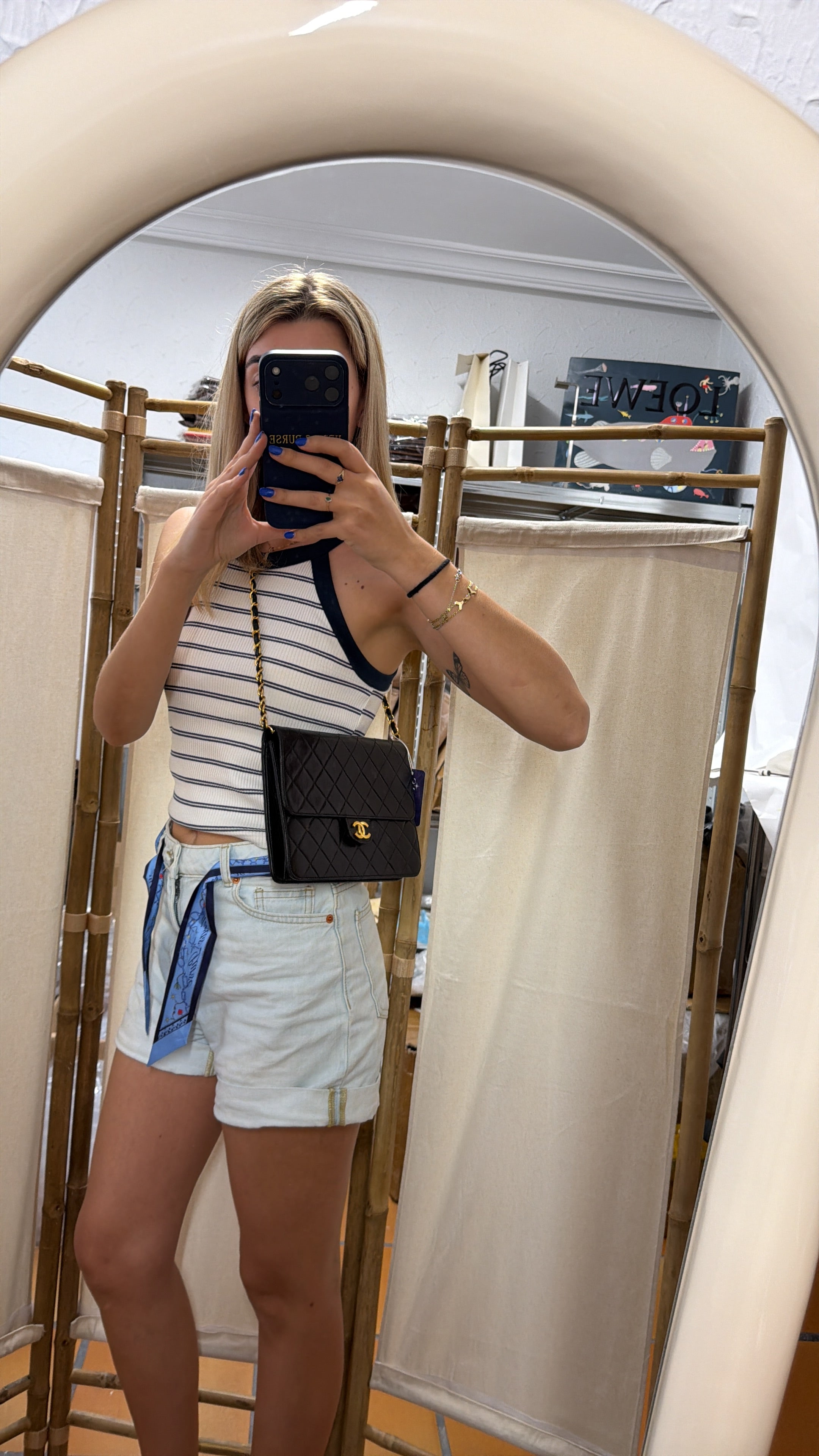 Chanel Push-Lock Lambskin Chain Shoulder Bag | Serie 4