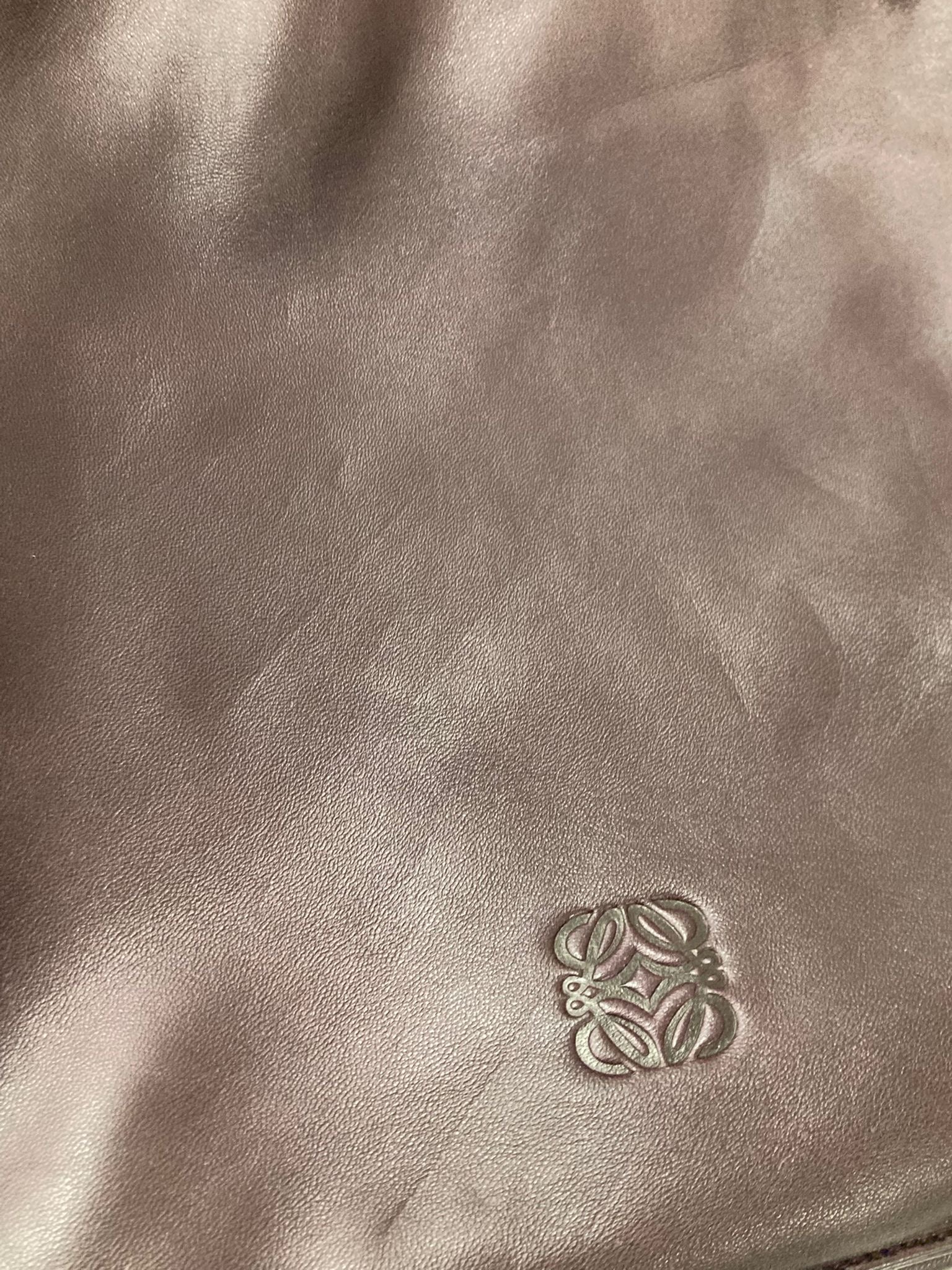 Loewe Flamenco Mediano burdeos Bandolera Piel Napa de Cordero