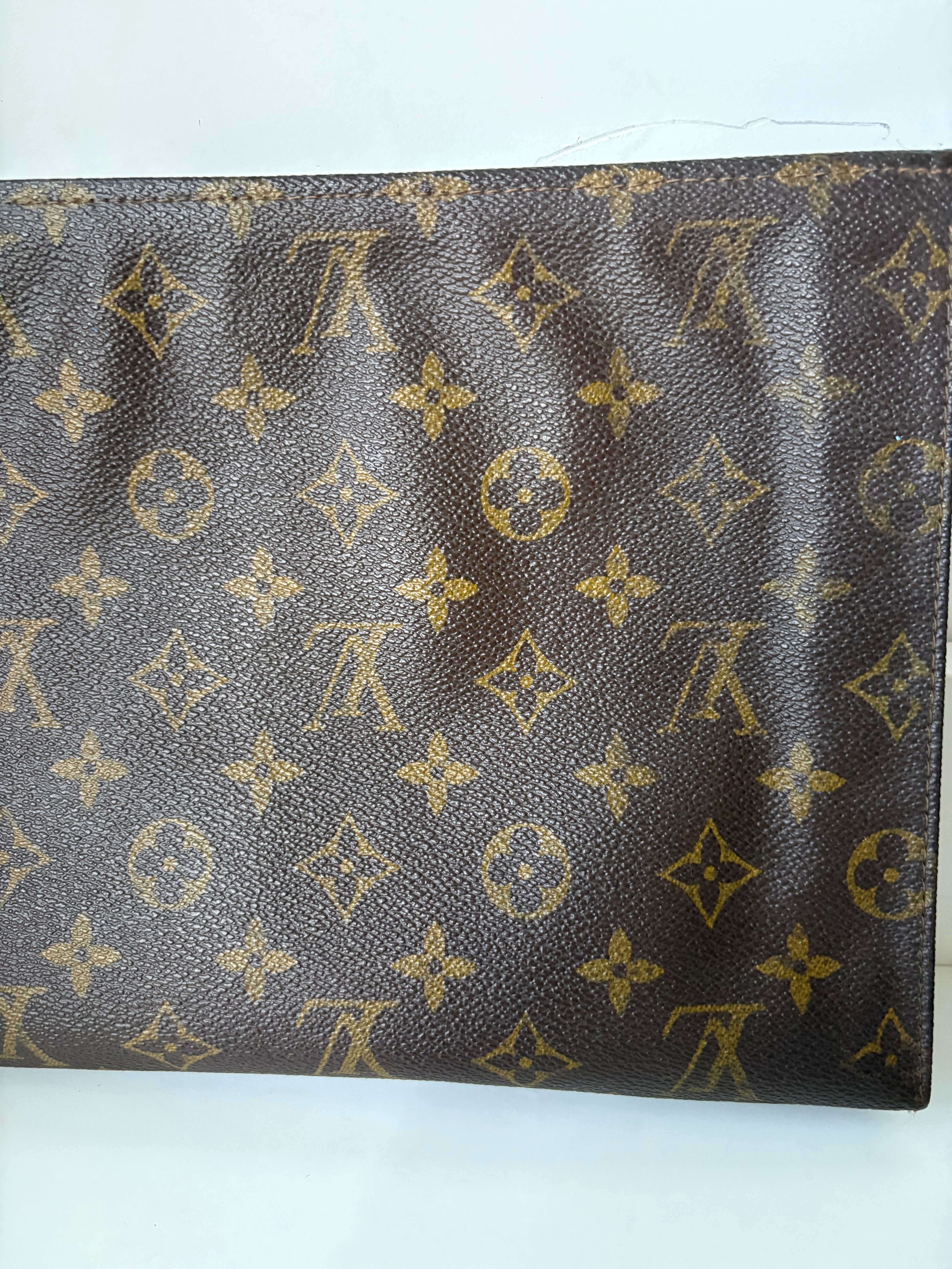 Louis Vuitton Pochette Toilette 26 Monogram – neceser vintage de colección