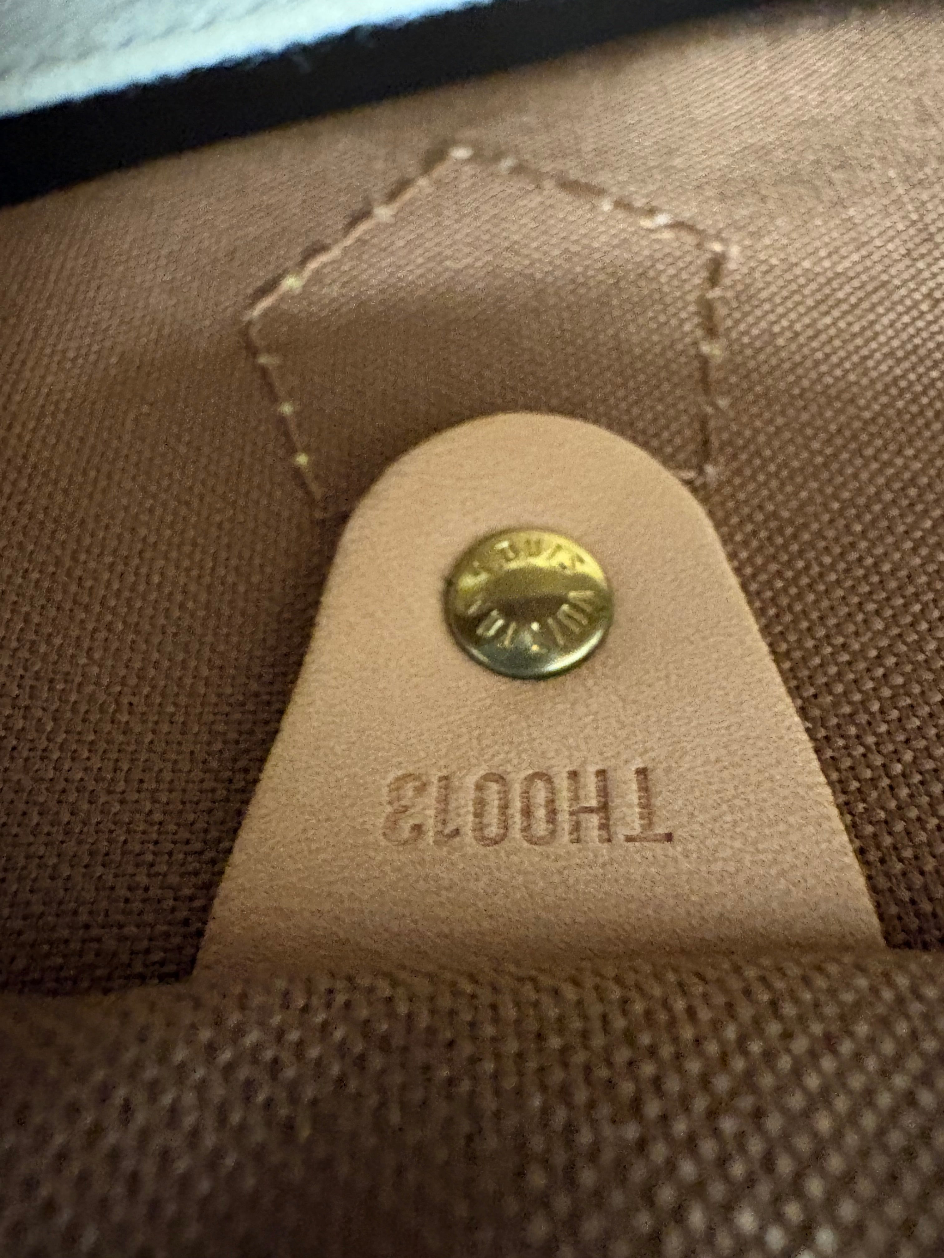 Louis Vuitton speedy 30 canvas monogram